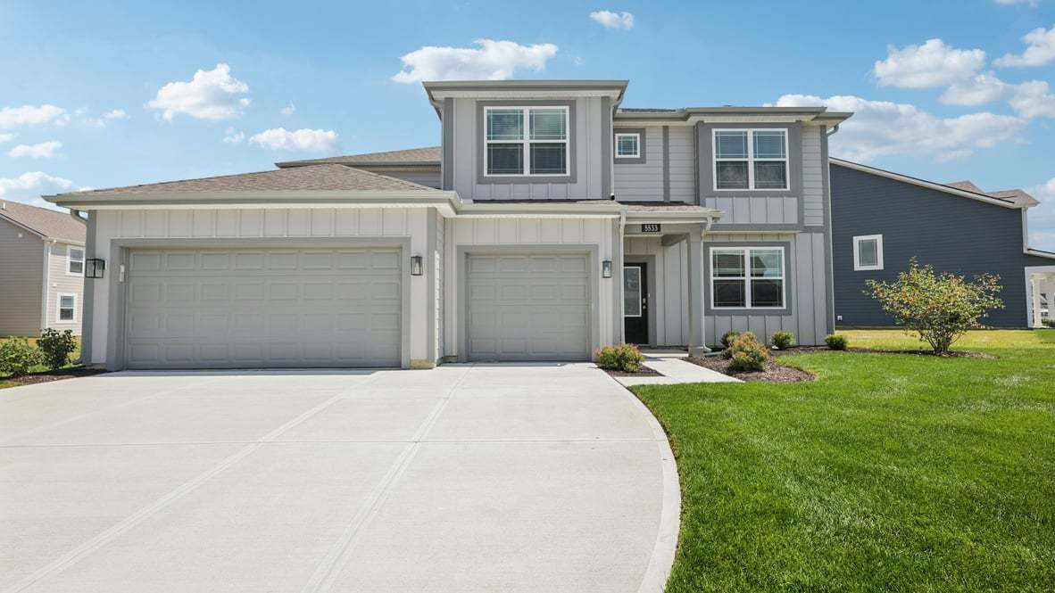 Exterior:Elevation Image 0.