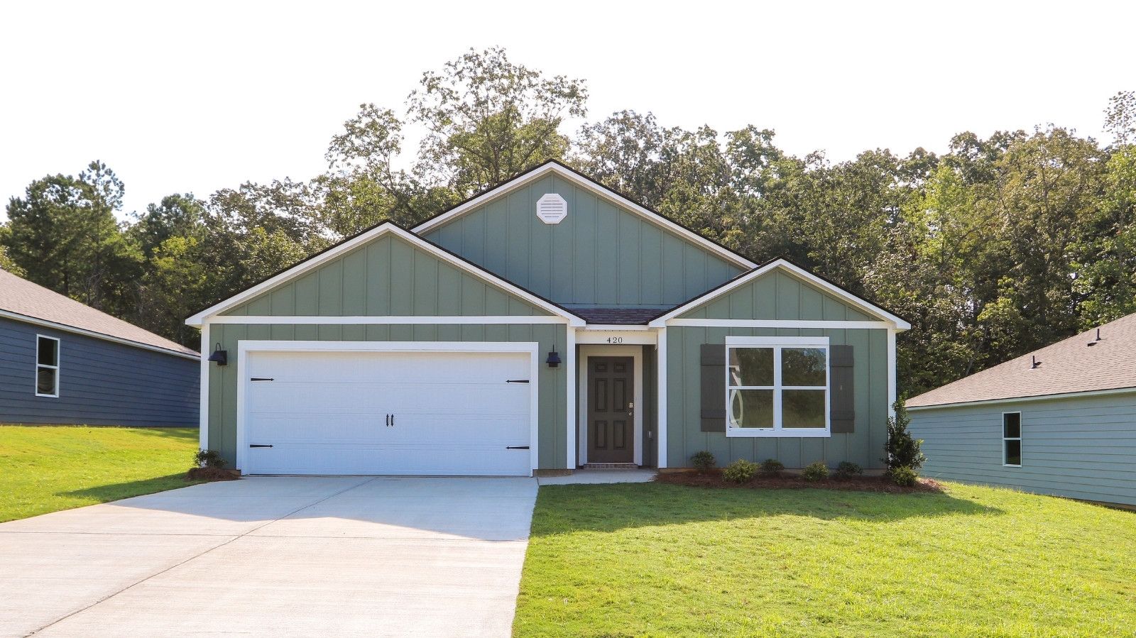 Exterior:Elevation Image 0.