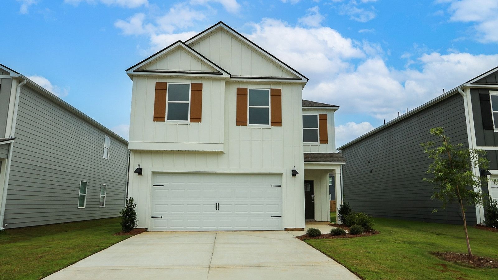 Exterior:Elevation Image 0.