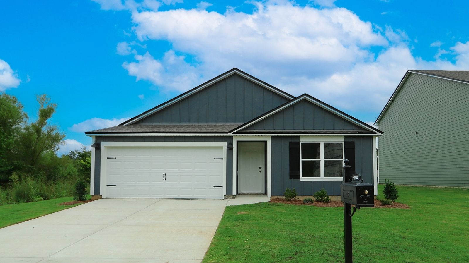 Exterior:Elevation Image 0.