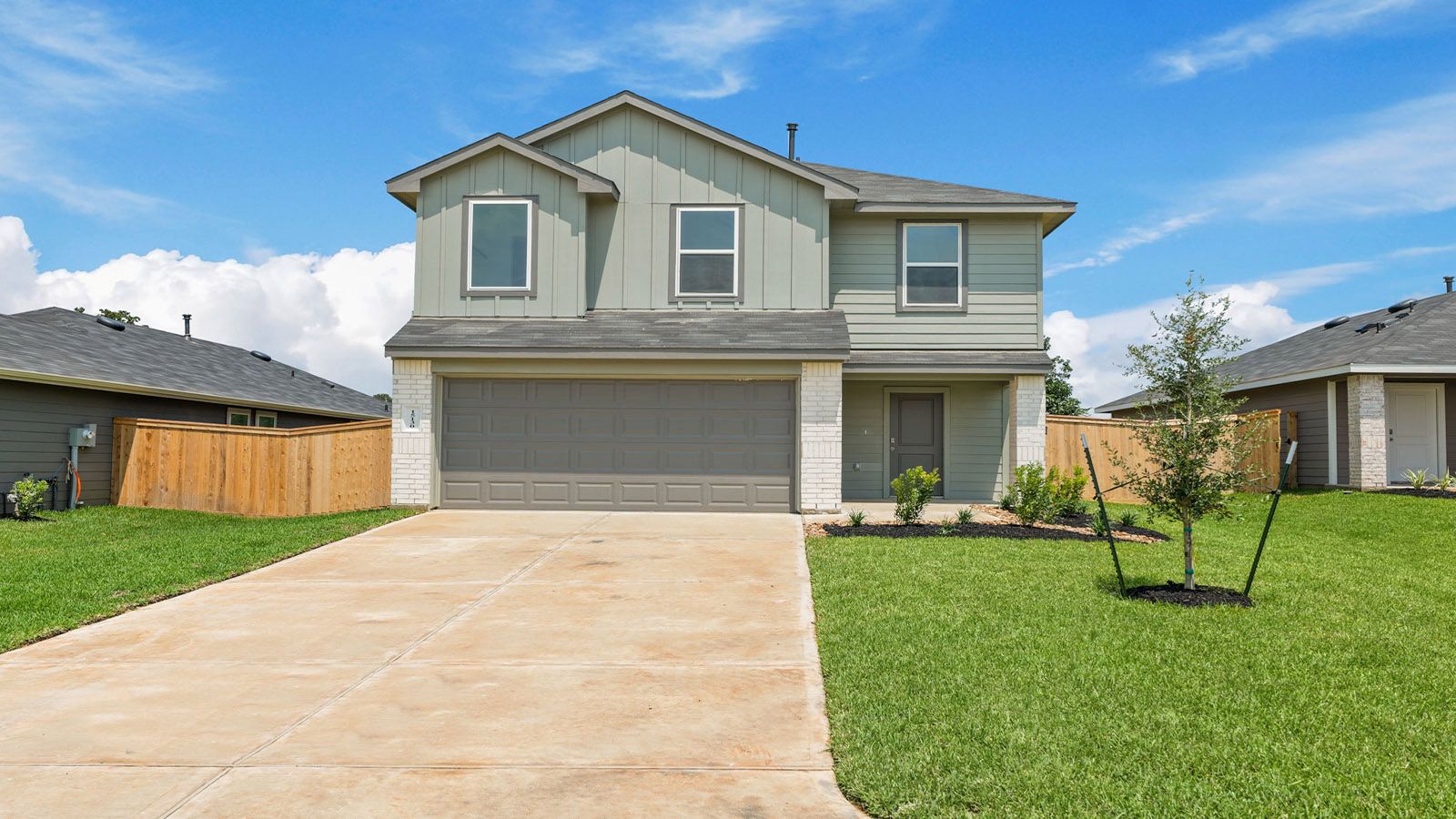 Exterior:Elevation Image 0.