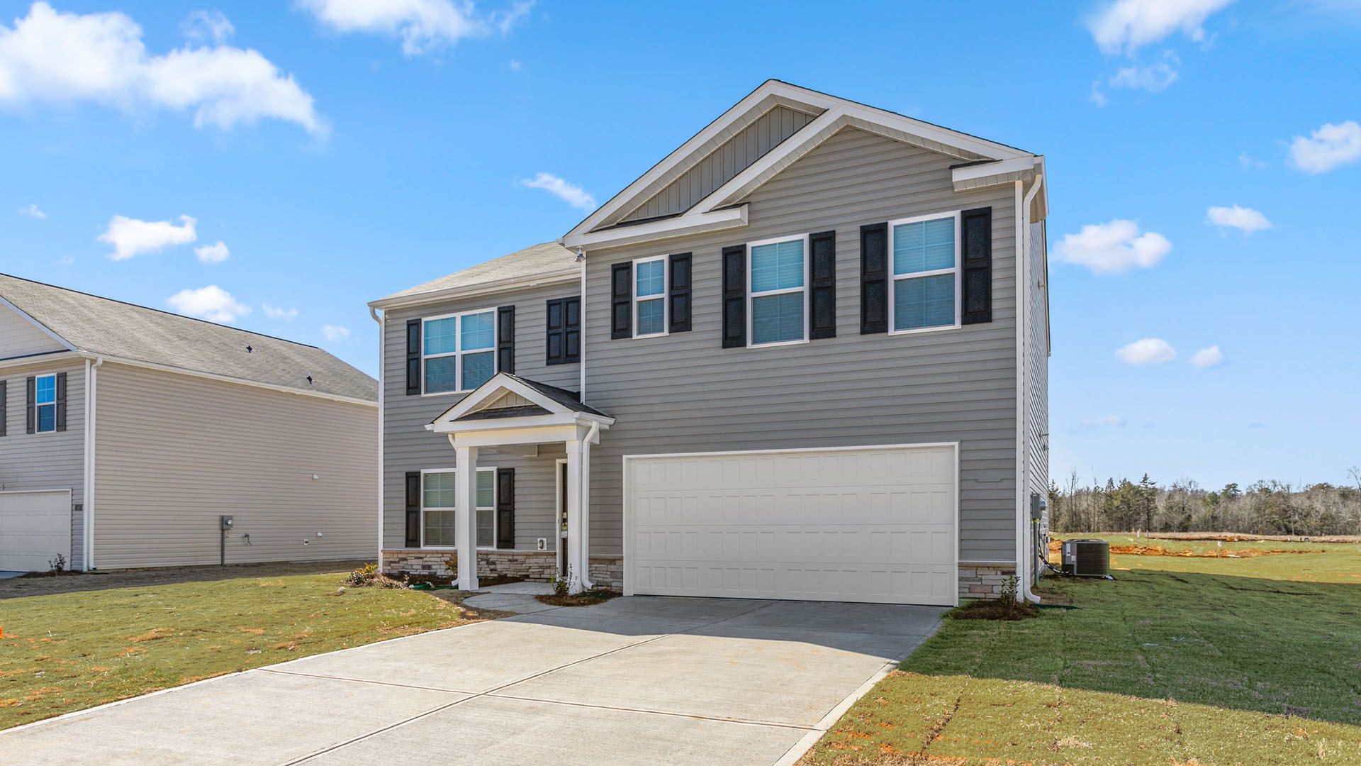 Exterior:Elevation Image 0.