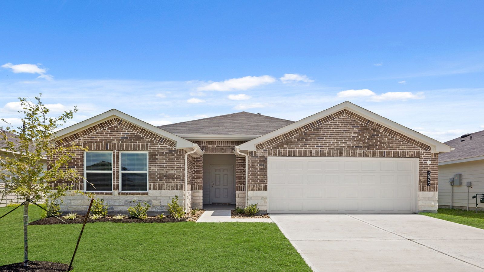 Exterior:Elevation Image 0.