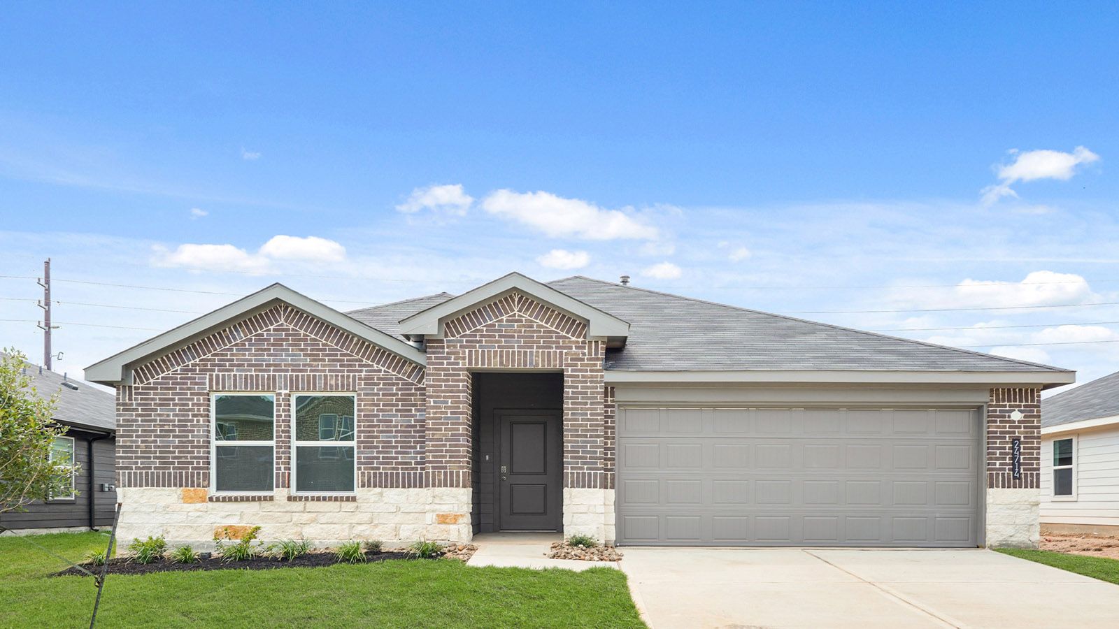 Exterior:Elevation Image 0.