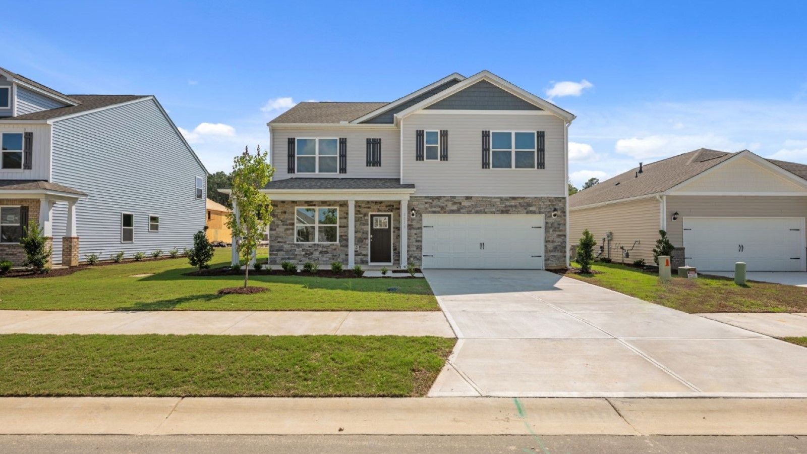 Exterior:Elevation Image 0.