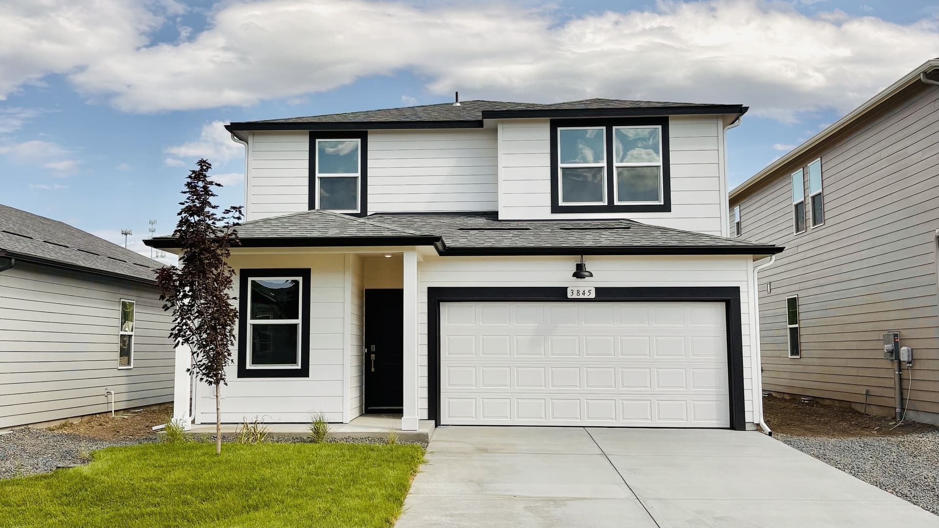 Exterior:Elevation Image 0.