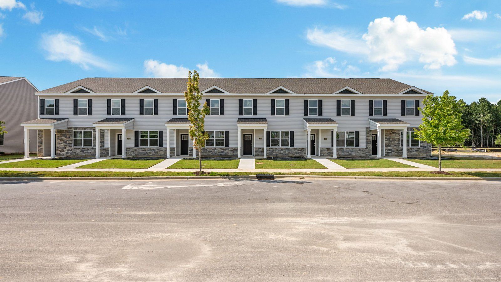 Exterior:Elevation Image 0.