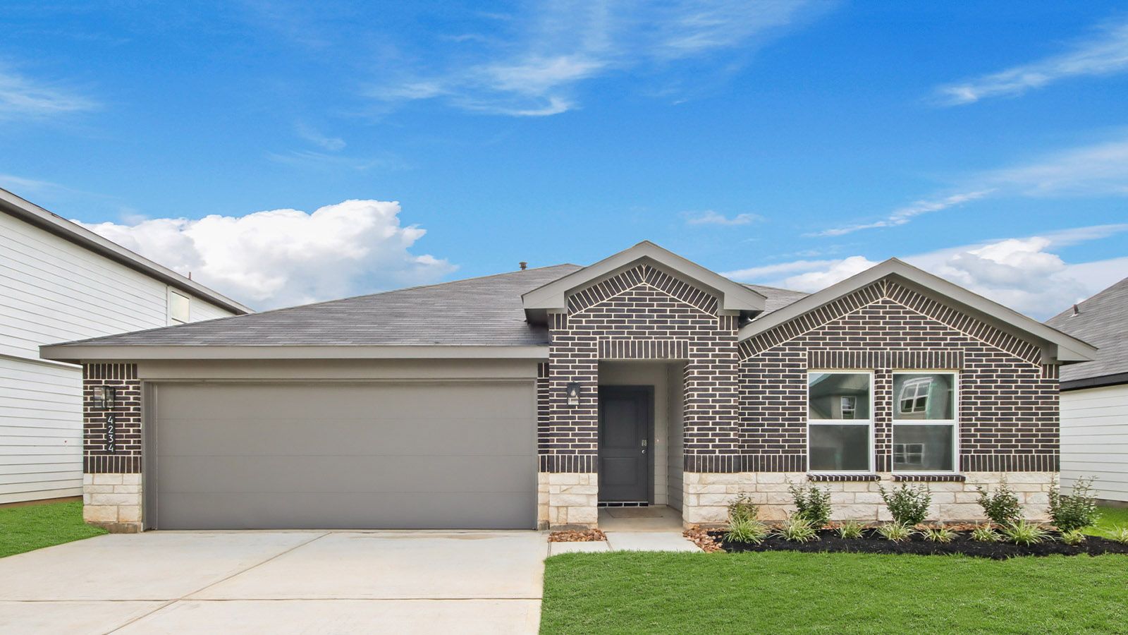 Exterior:Elevation Image 0.