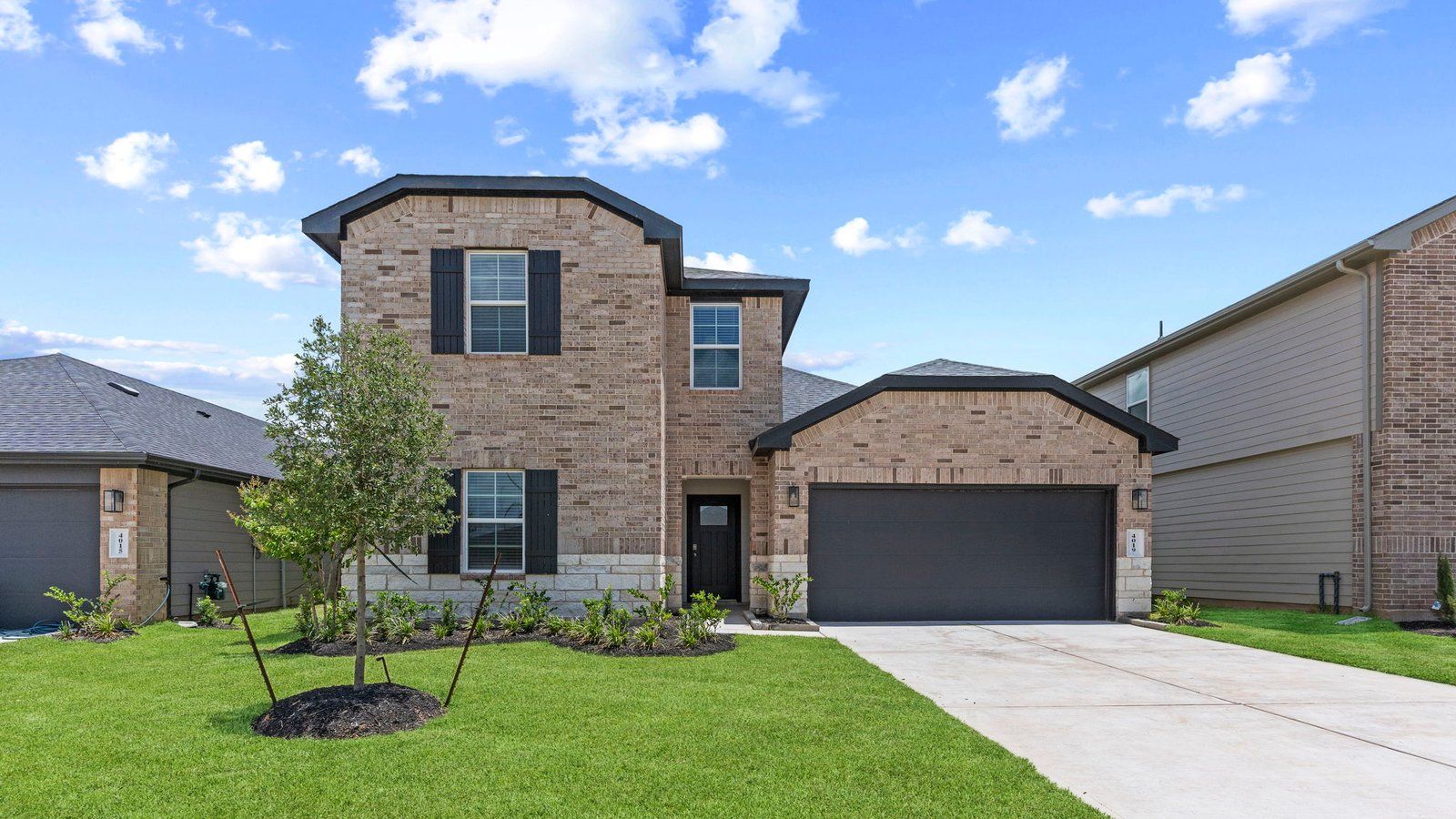 Exterior:Elevation Image 0.