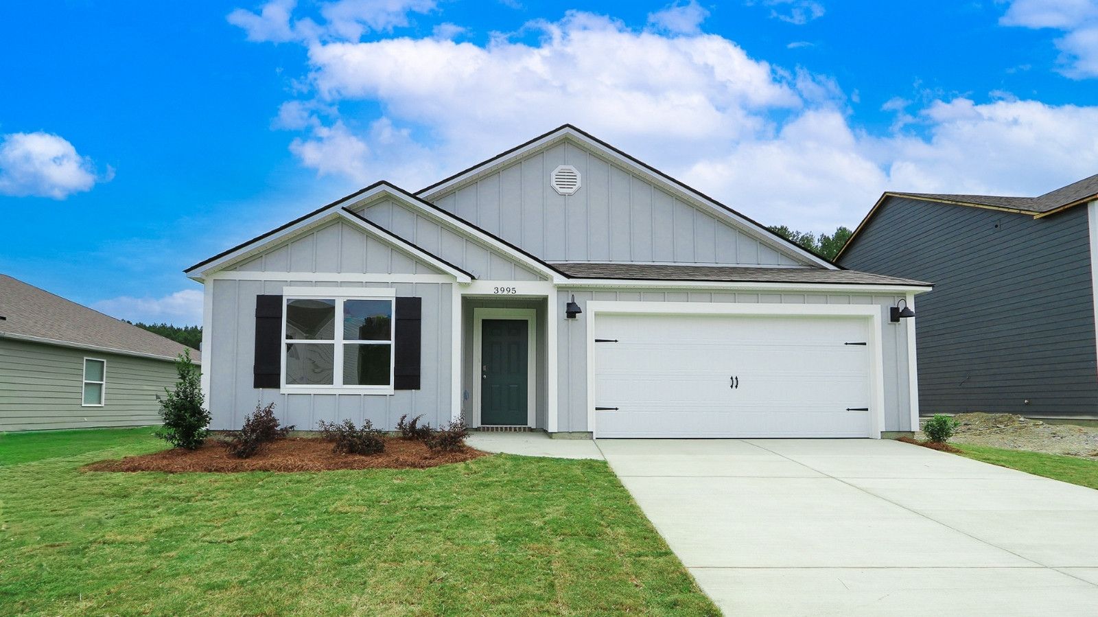 Exterior:Elevation Image 0.