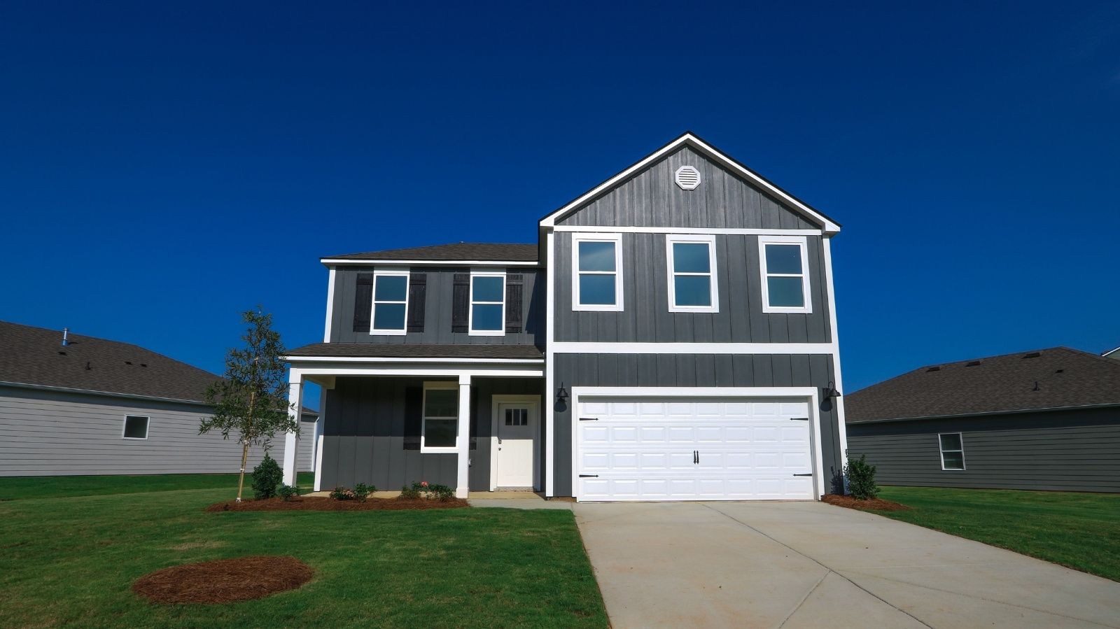 Exterior:Elevation Image 0.