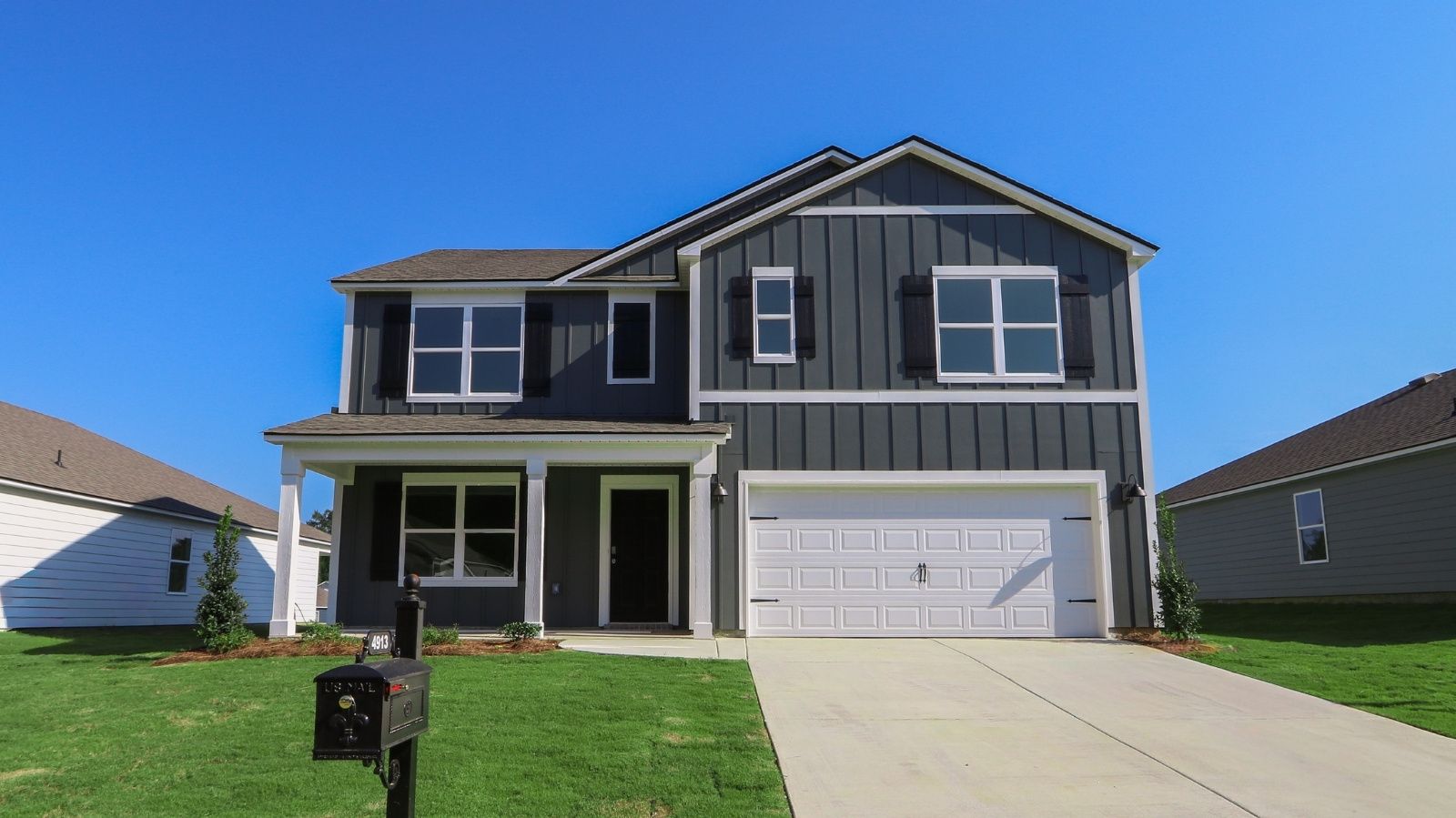 Exterior:Elevation Image 0.