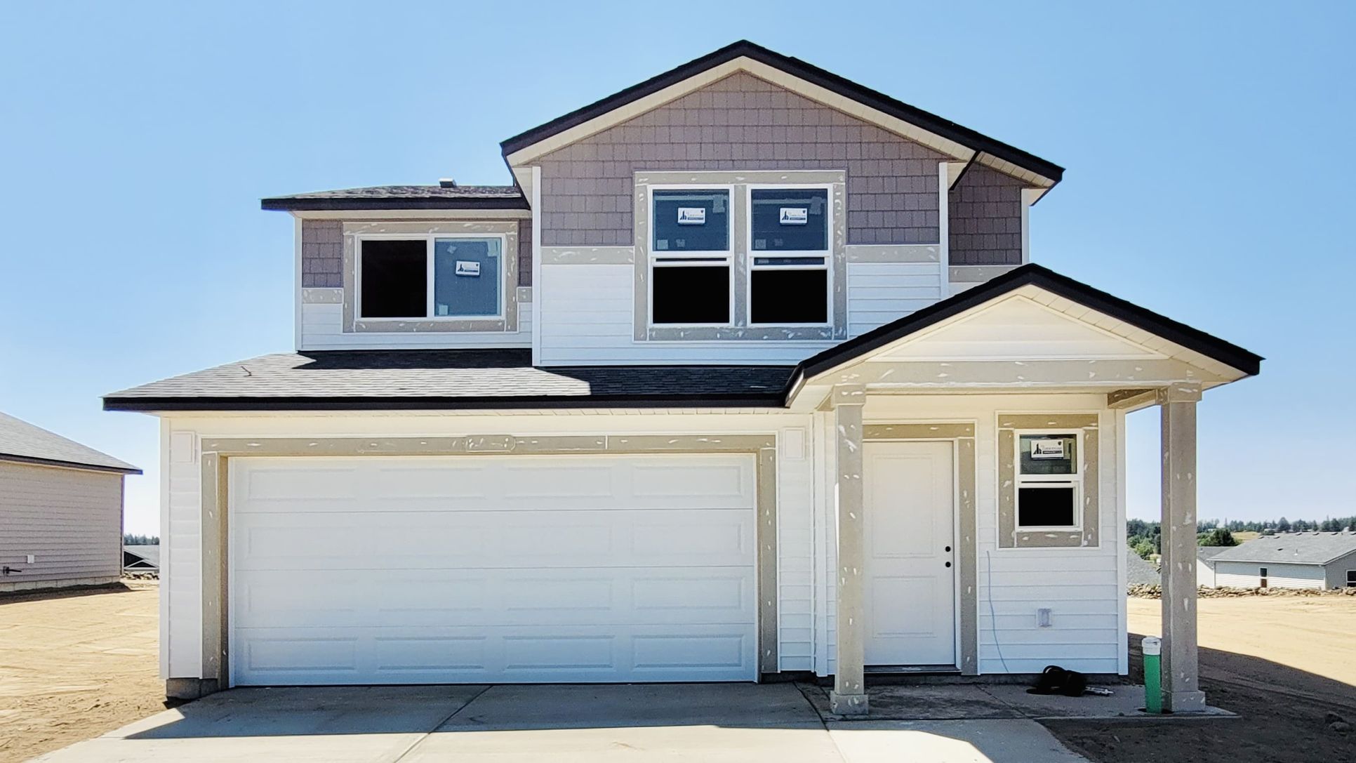 Exterior:Elevation Image 0.