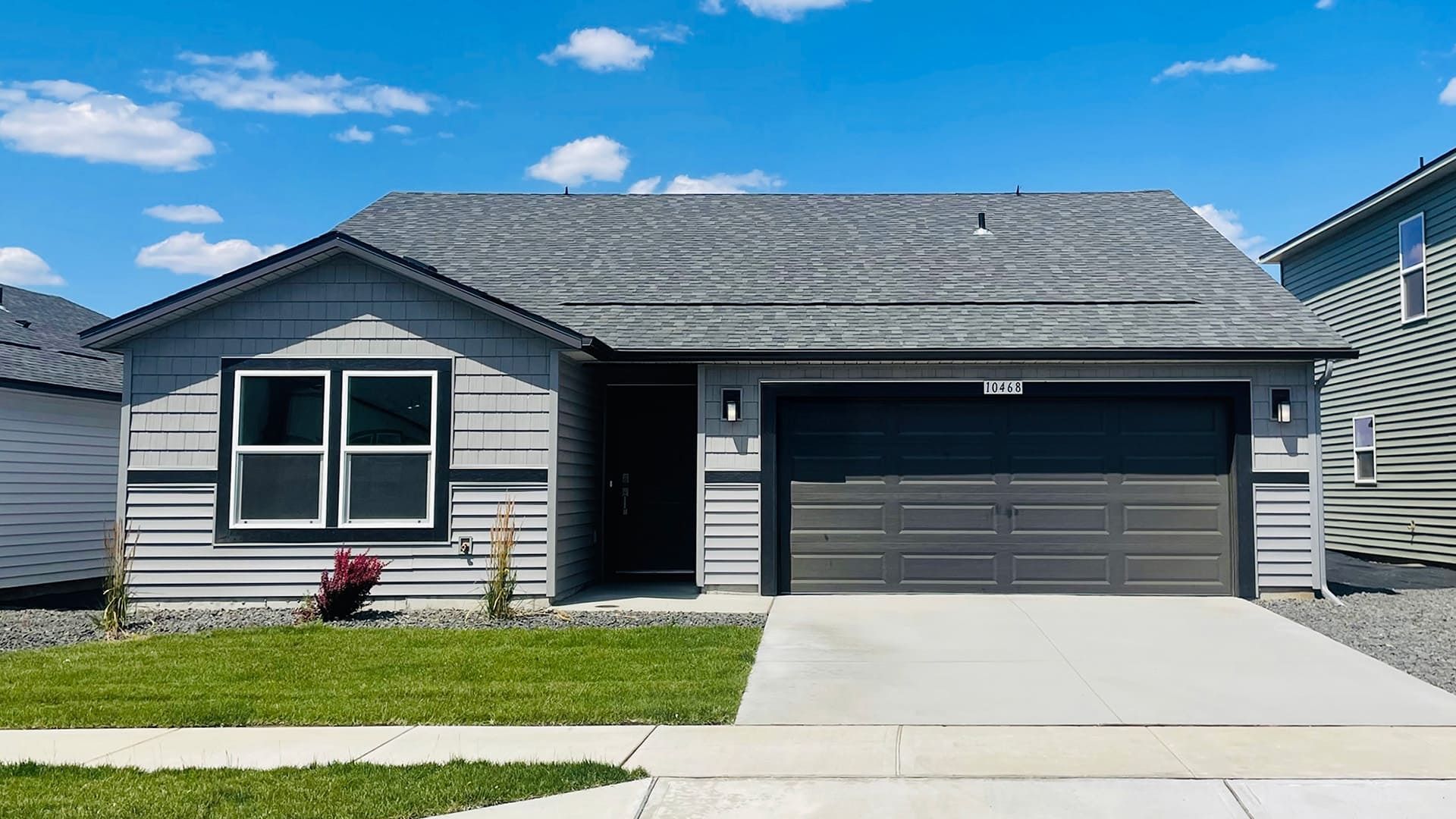 Exterior:Elevation Image 0.