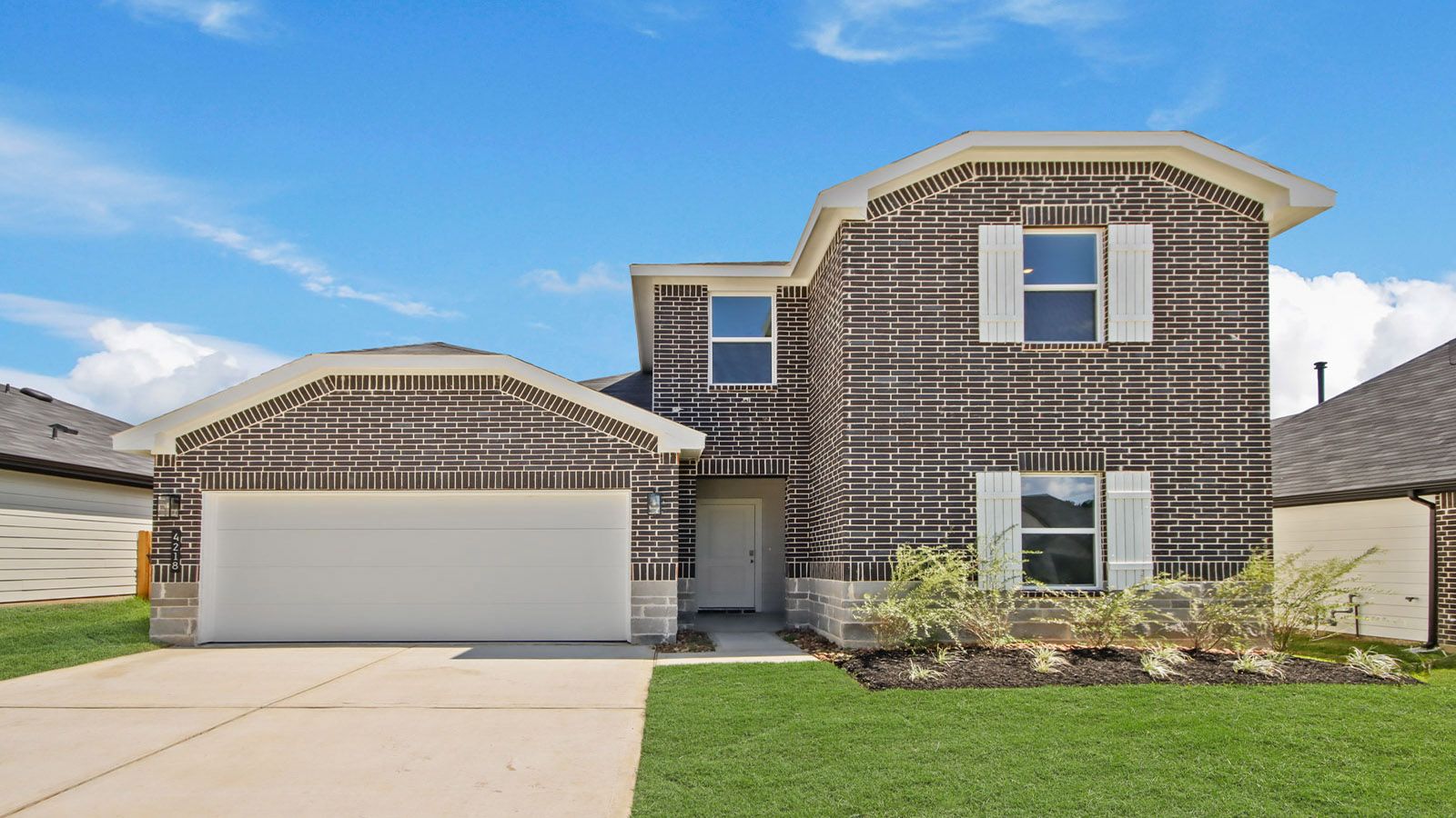 Exterior:Elevation Image 0.