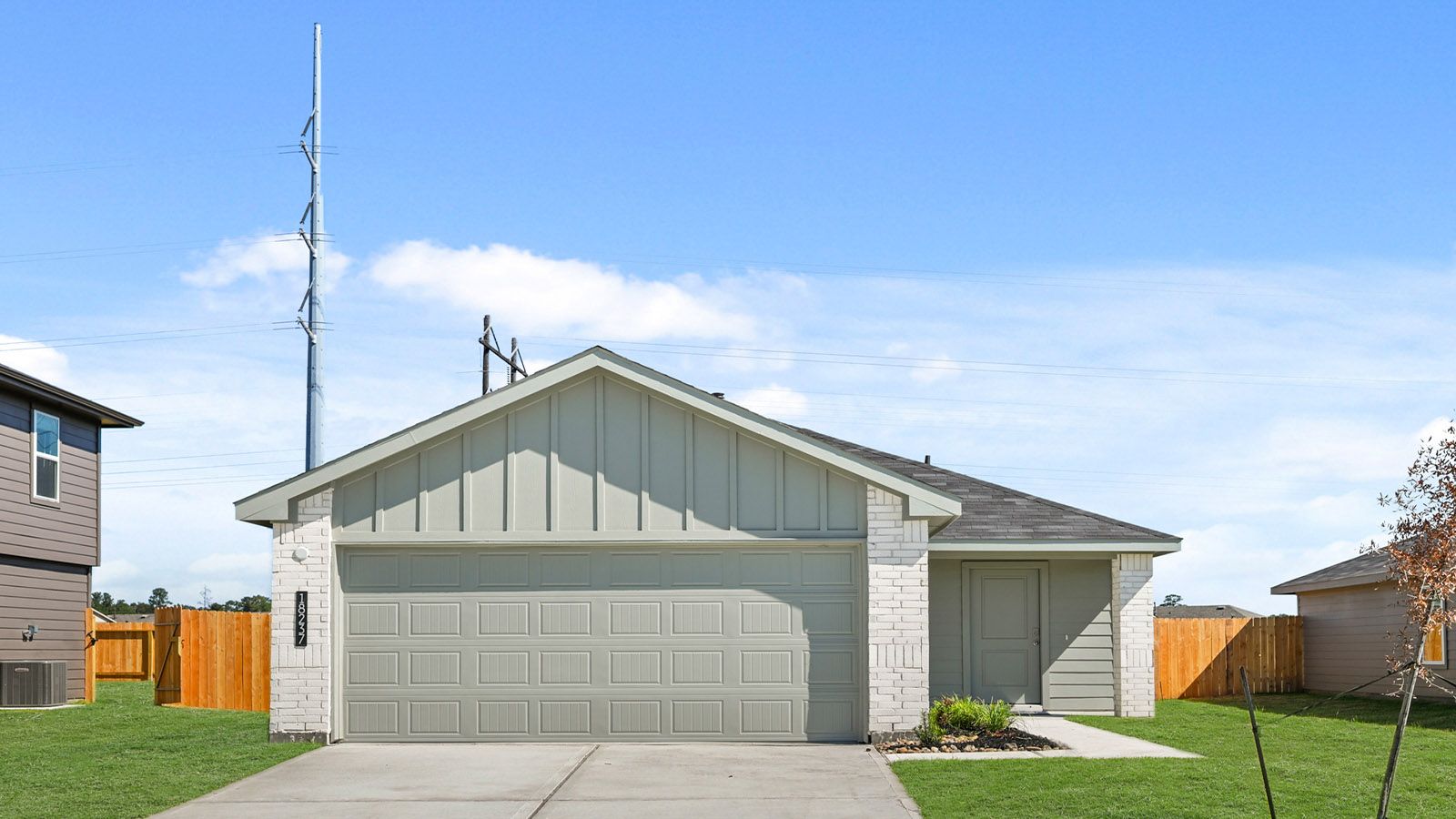 Exterior:Elevation Image 0.