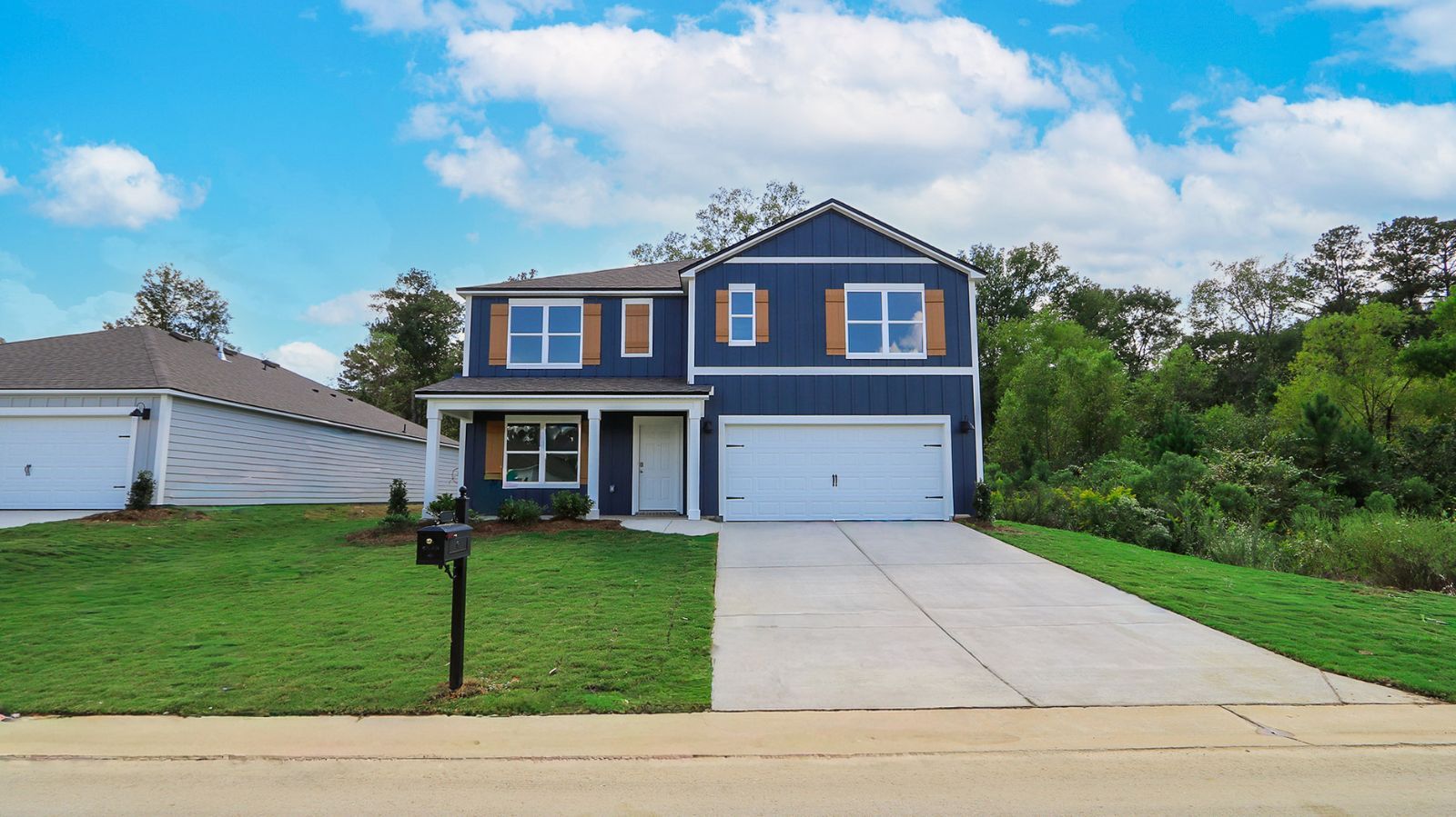 Exterior:Elevation Image 0.