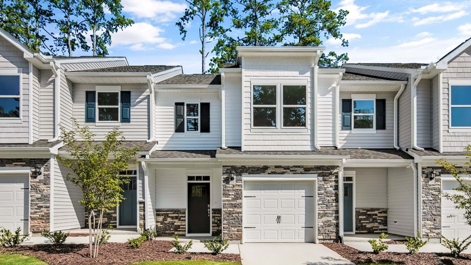 Exterior:Elevation Image 0.