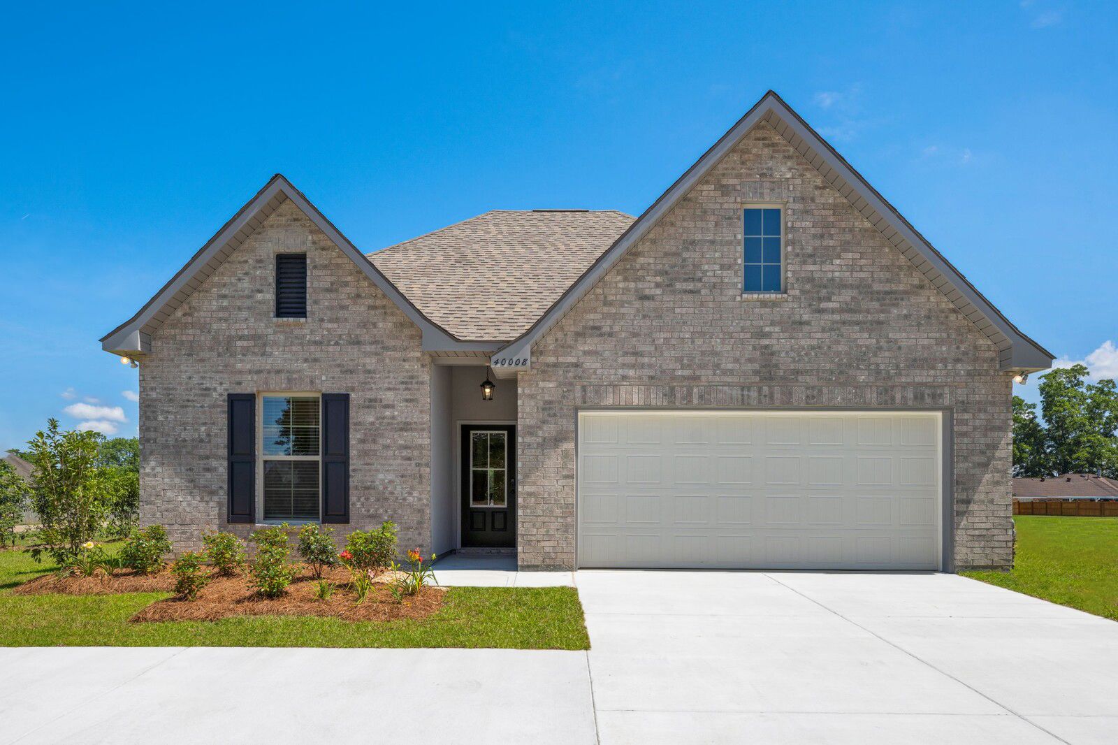 Brookstone Model Home Exterior - DSLD Homes - Prarieville, LA
