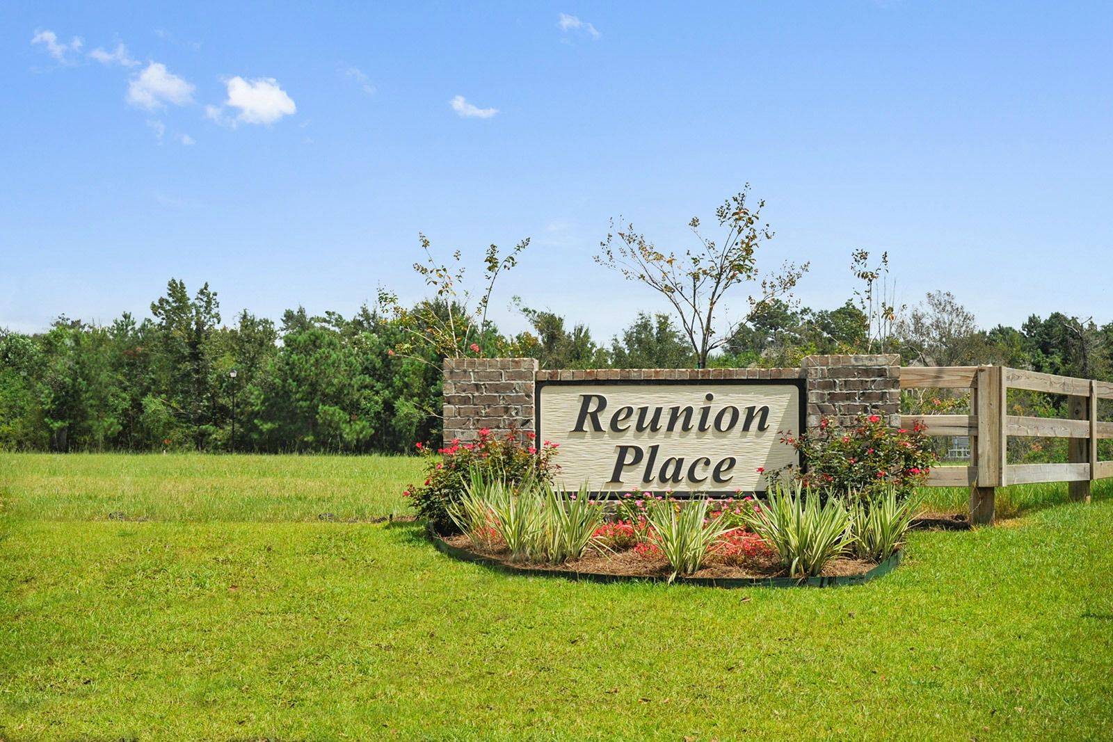 Front Entrance Sign - Reunion Place - DSLD Homes Biloxi