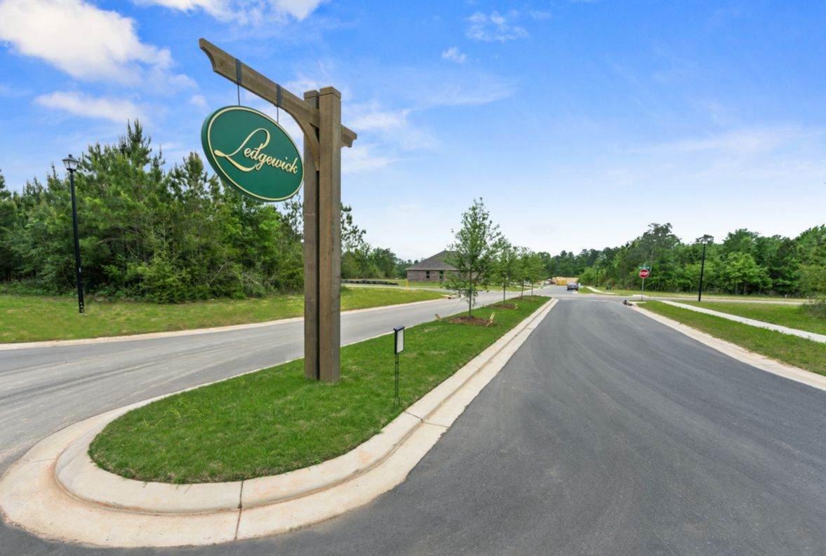 Community Sign - DSLD Homes - Foley - Ledgewick