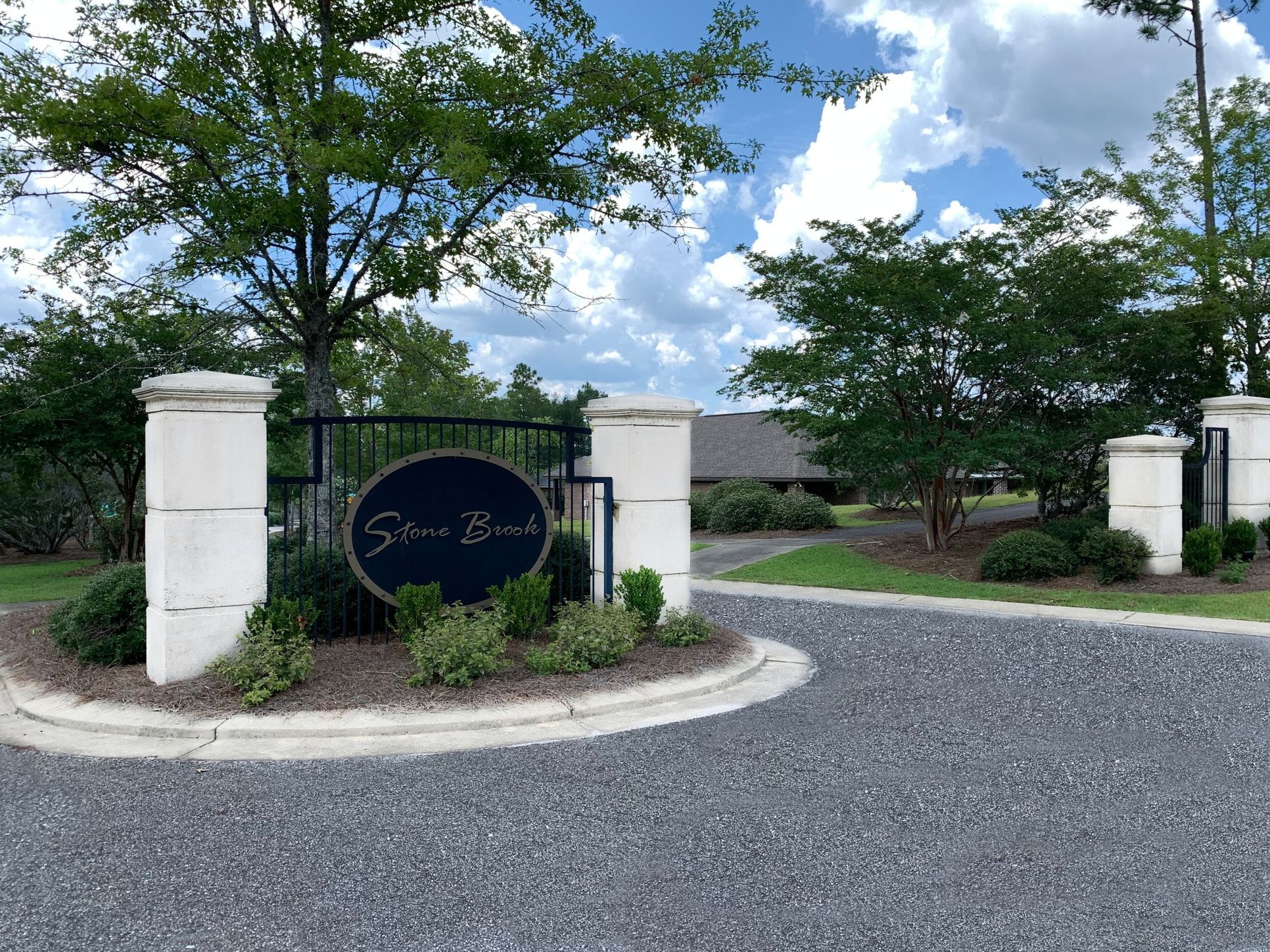 Stone Brook Front Entrance Sign - DSLD Homes - Spanish Fort, Alabama