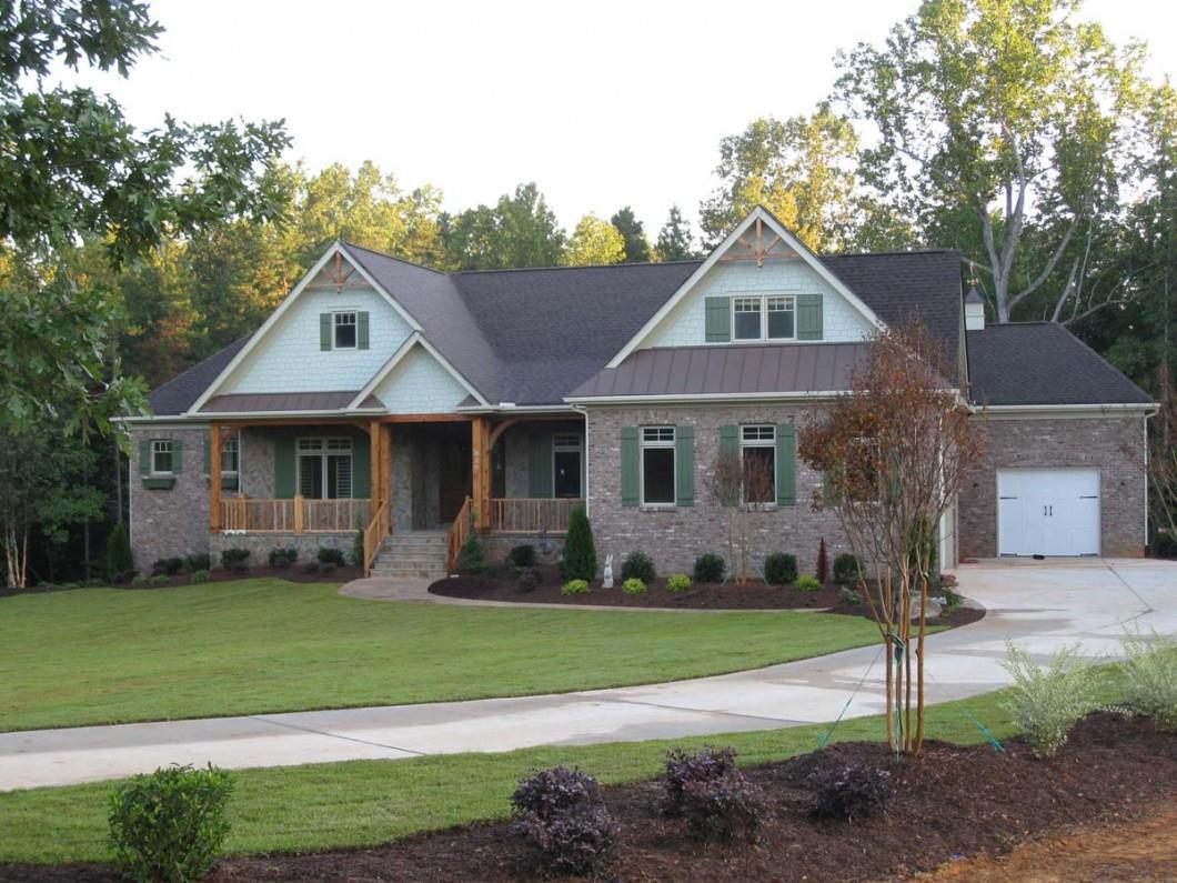 DV Wise Custom Homes,28117