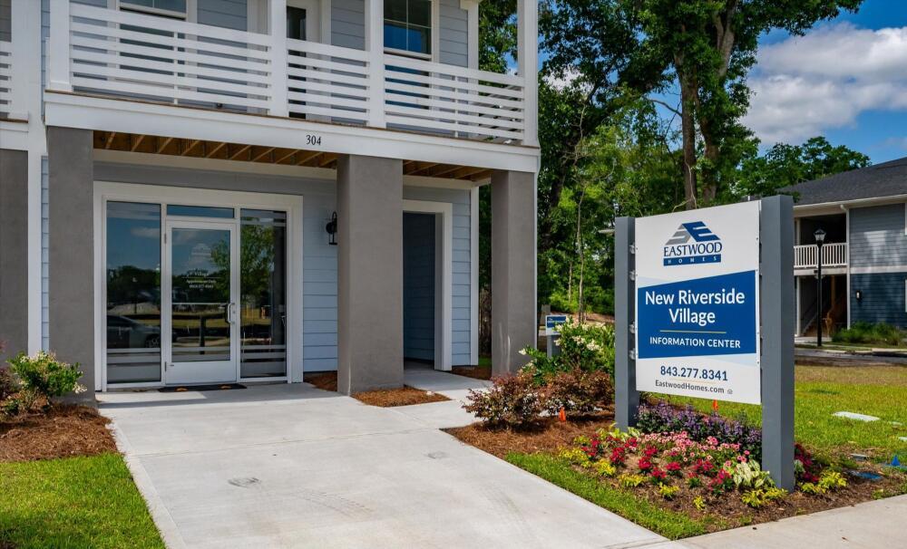 New Riverside Village