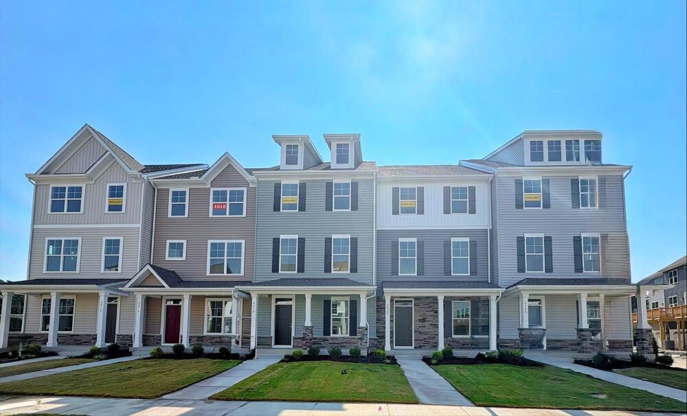 Huntington Pointe Townhomes