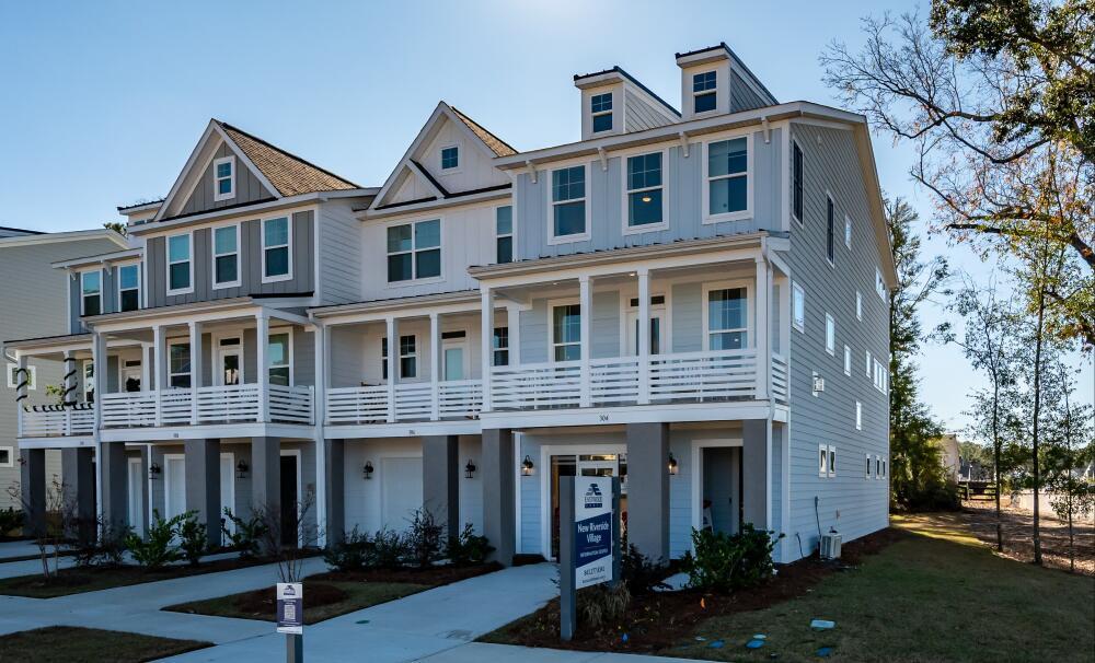 New Riverside Village