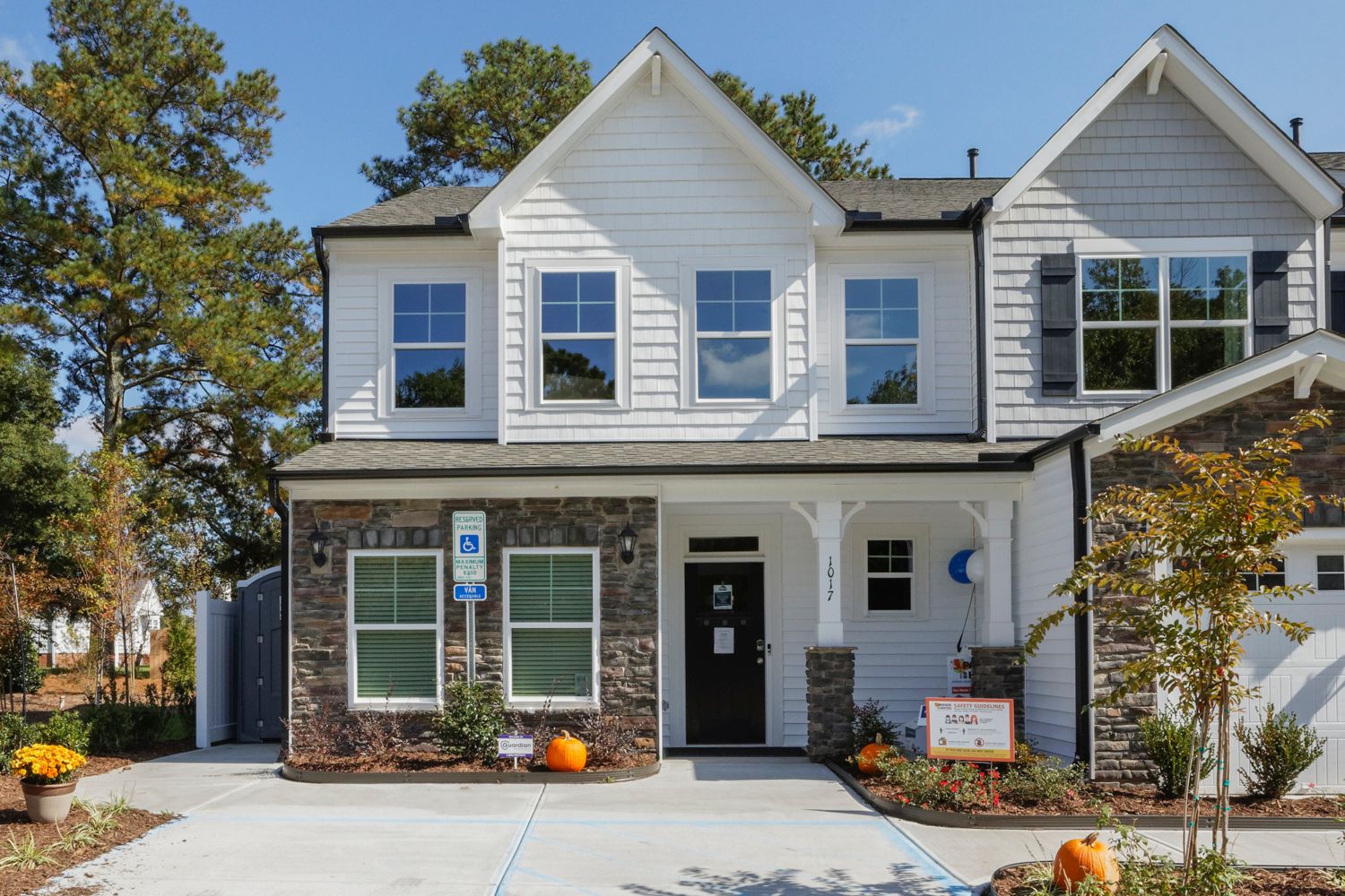 Dogwood Pointe Townhomes
