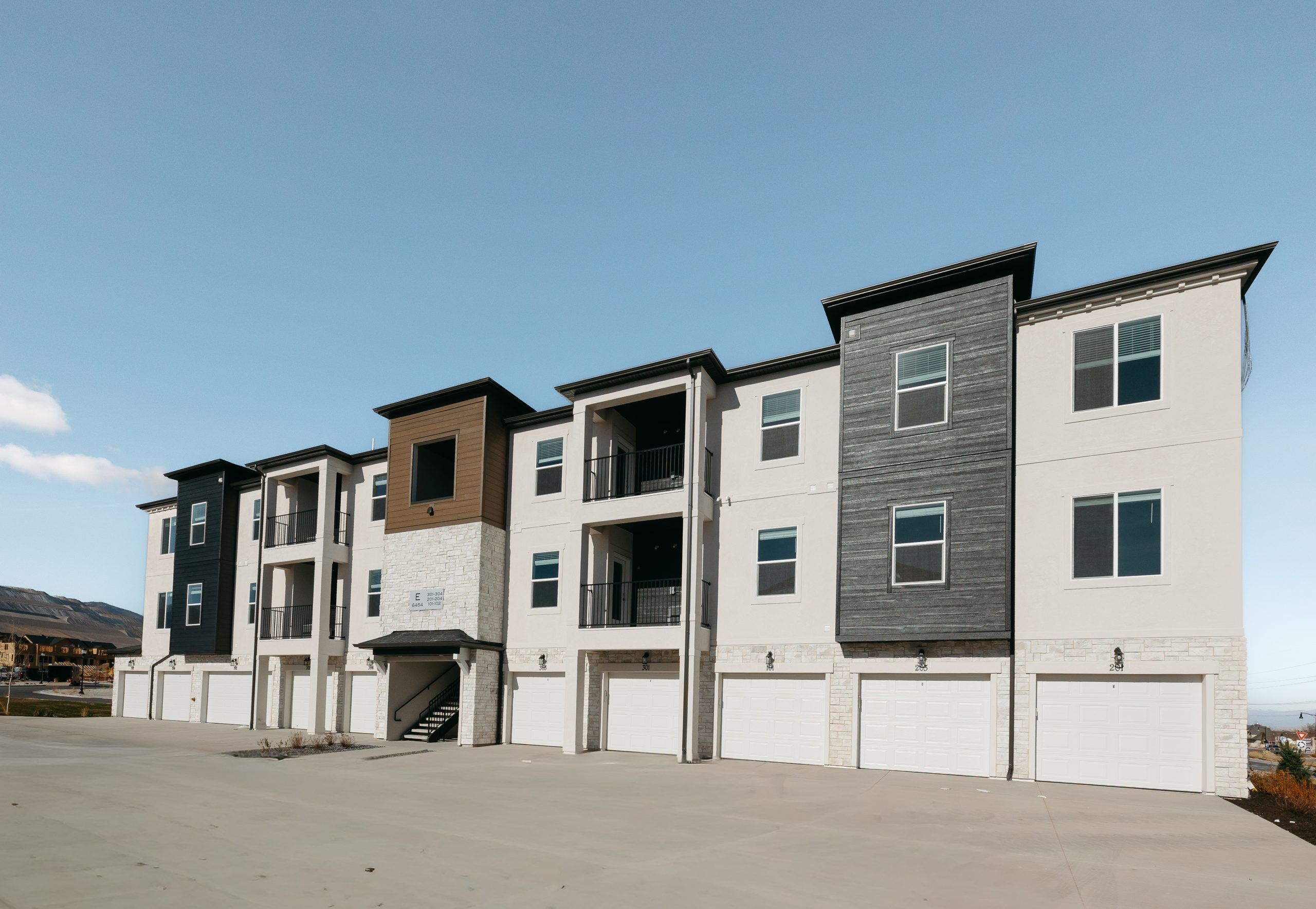 Condo B Rear Second & Third Level30381:7b4a9645