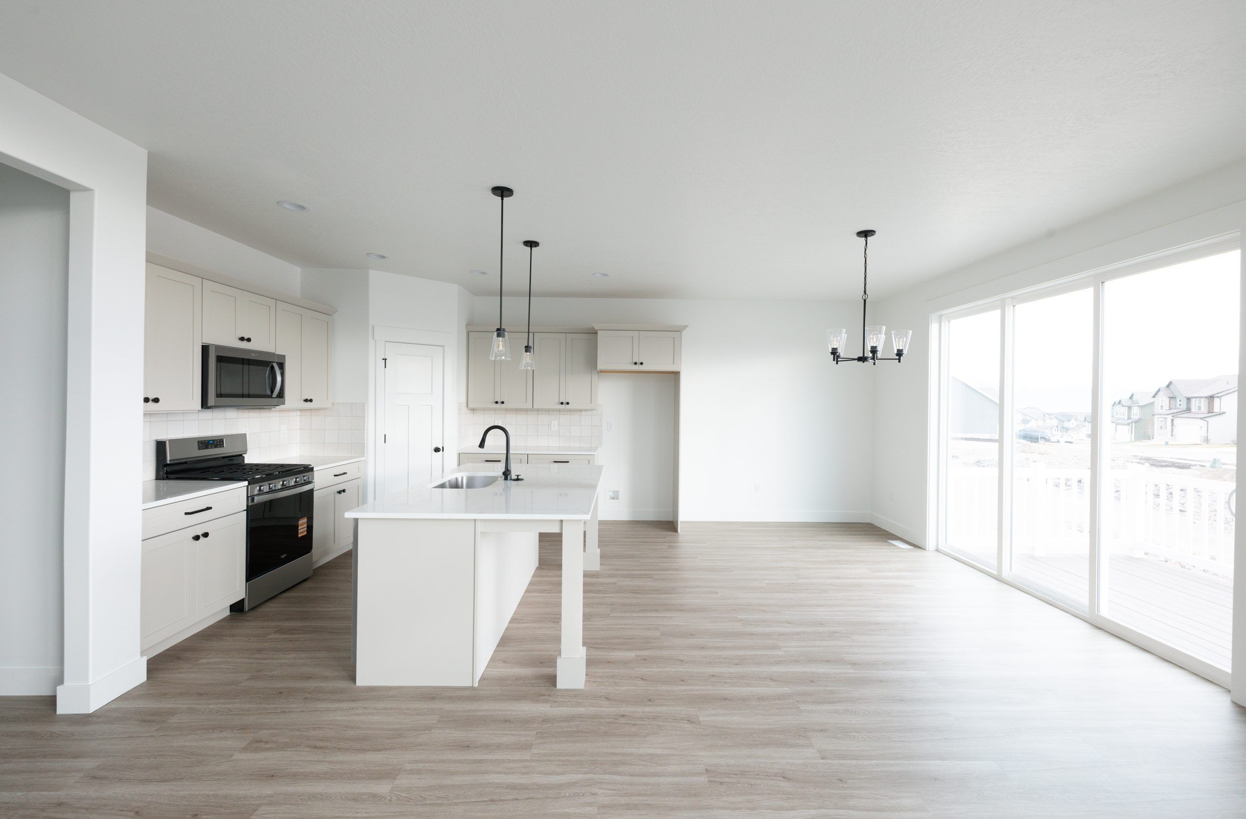 Nora32652:7b4a4935-2