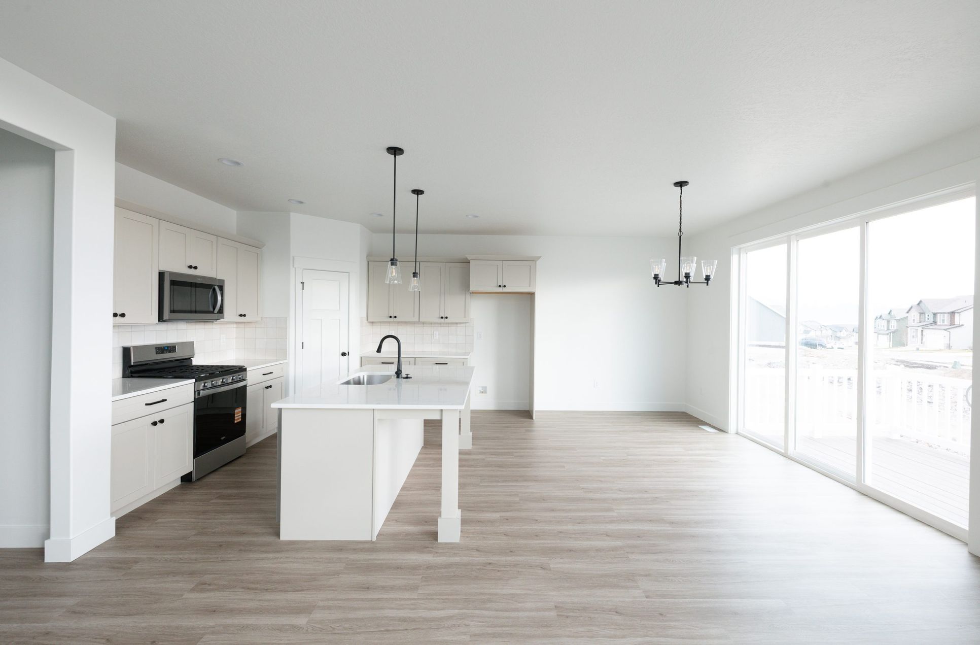 Nora32652:7b4a4935-2