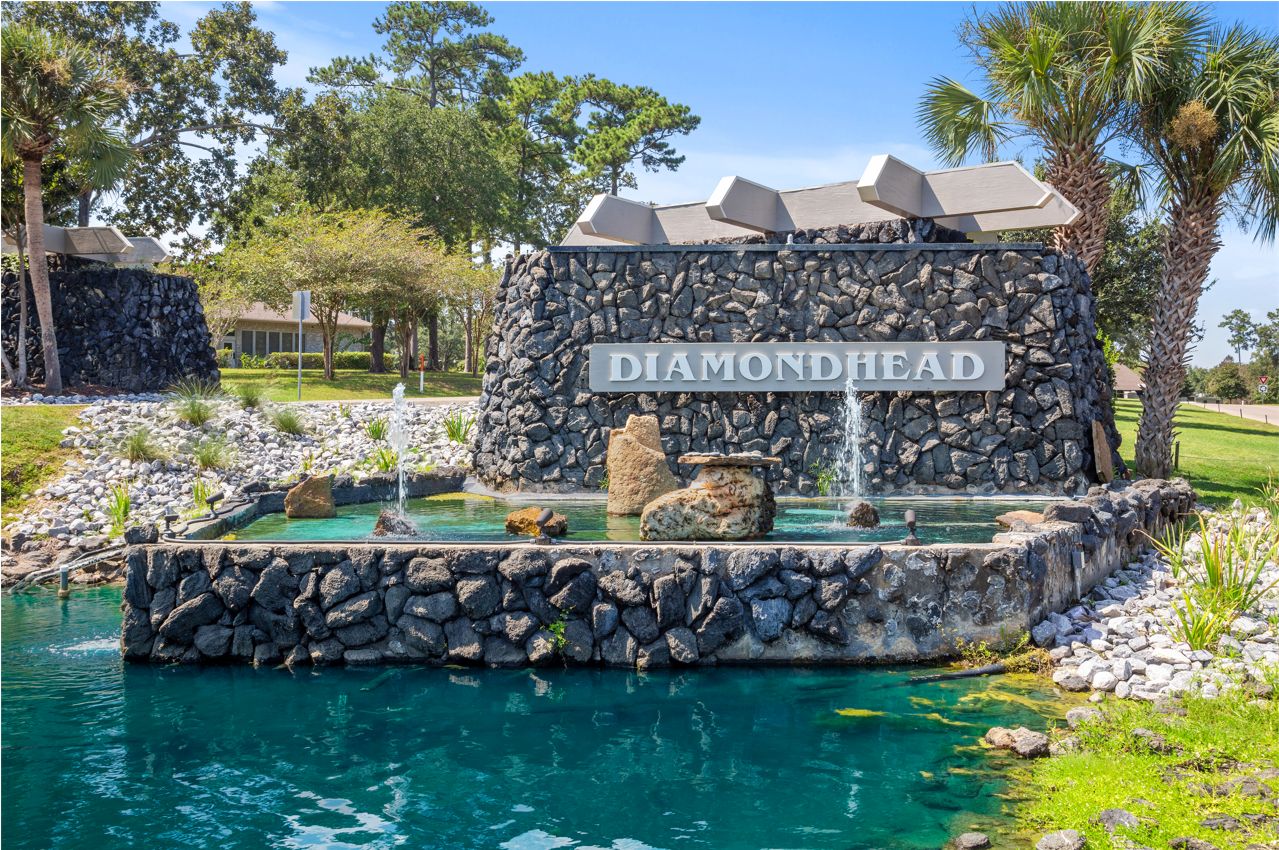 Diamondhead Lakes