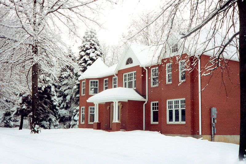 Elwood E Brown, Inc.,17847