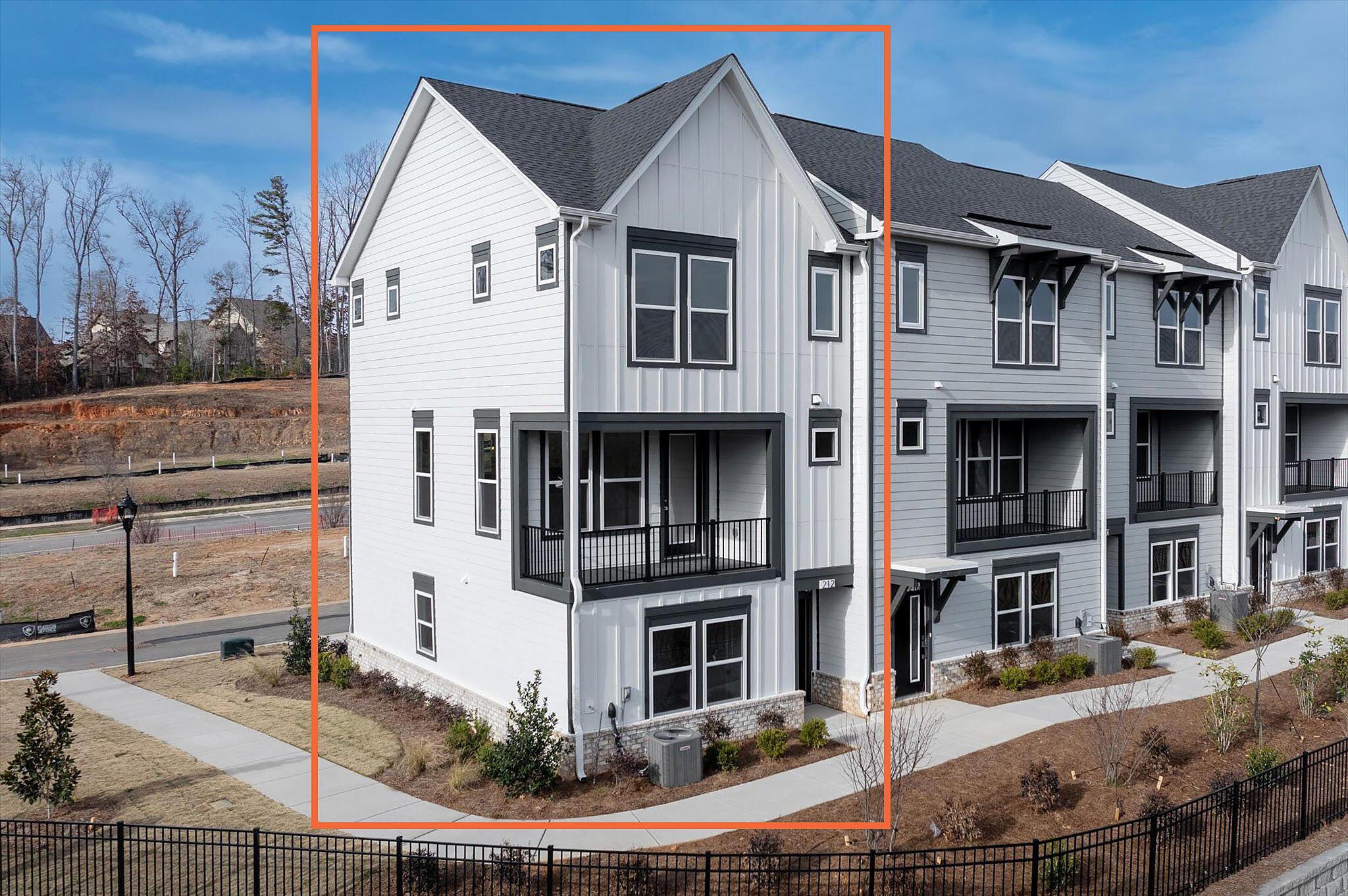 Exterior:End-Unit Townhome