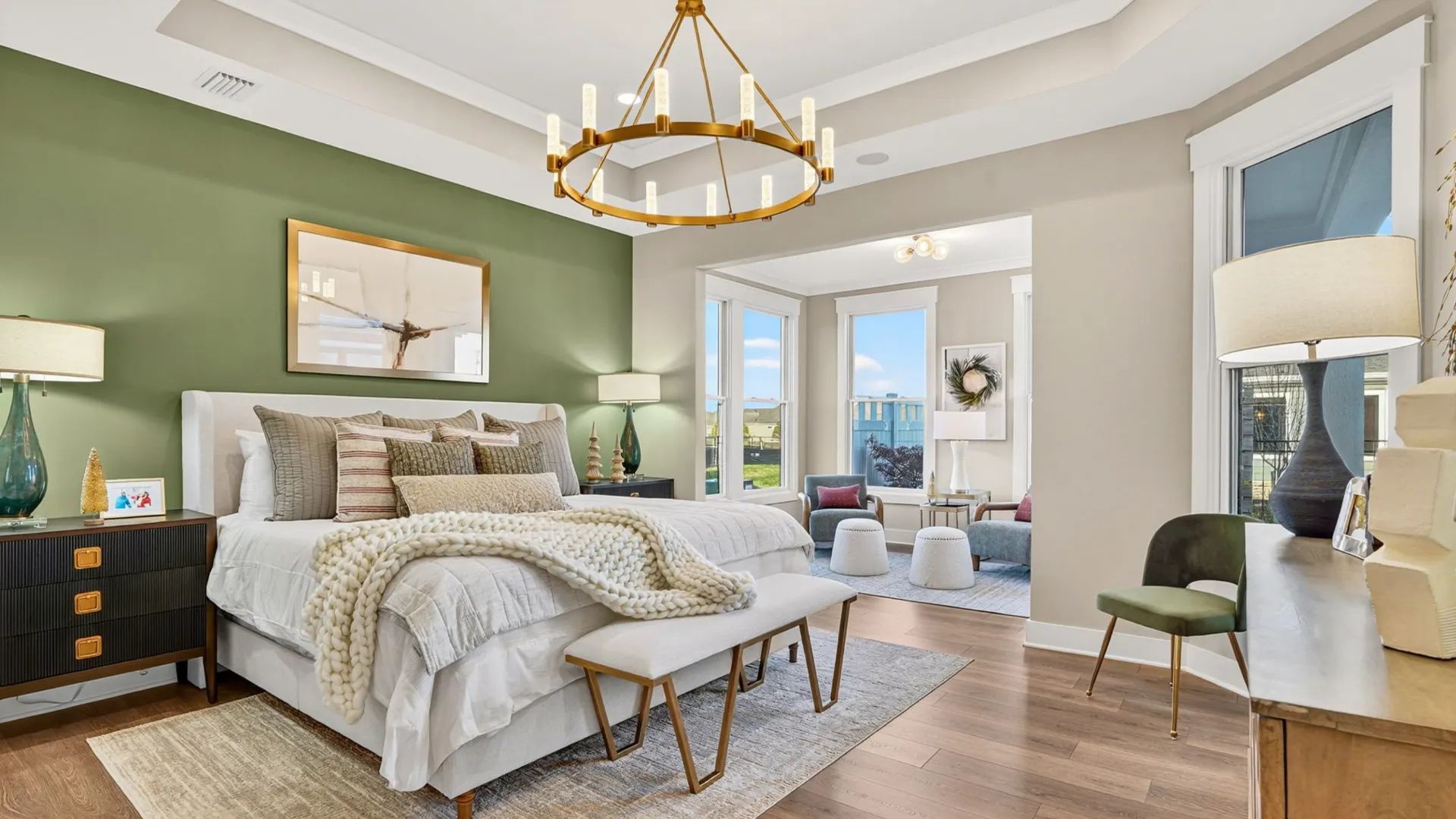 The Courtyards of Hazel Dell_Portico_Interior_Owner's Suite