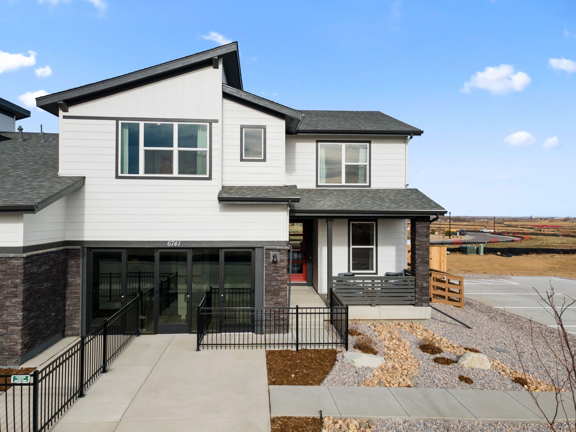 Cordovan-SunlightModel-FrontExterior-RisewellHomes