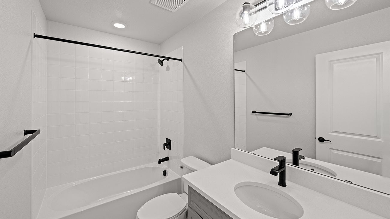 Sterling Ranch - Homesite 100 - Bathroom 2 - Homesite Photography