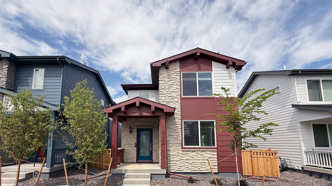 Woodrose - B3L26 - 21104 E 63rd Dr Front Exterior - Homesite Photography