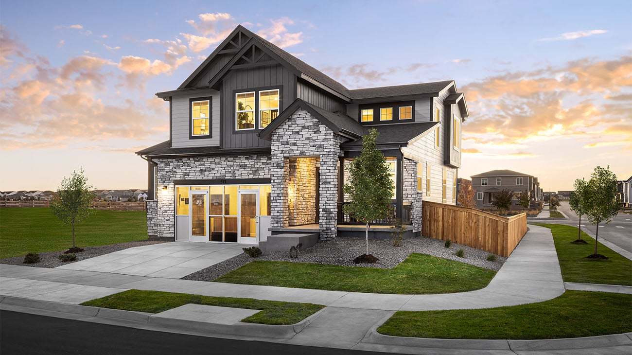 Ridgeline Vista - Plan 3504 - Front Model Photography