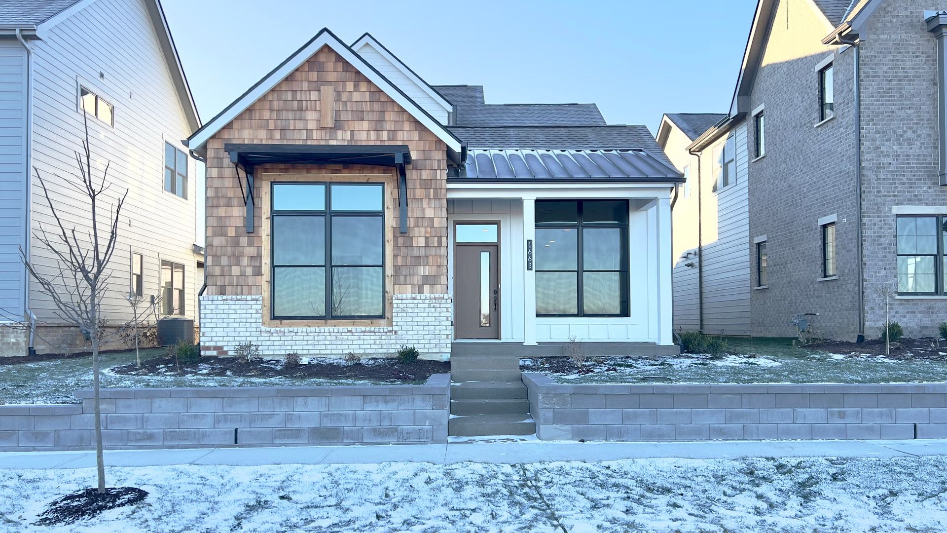 1663 Midland Main Street:Elevation