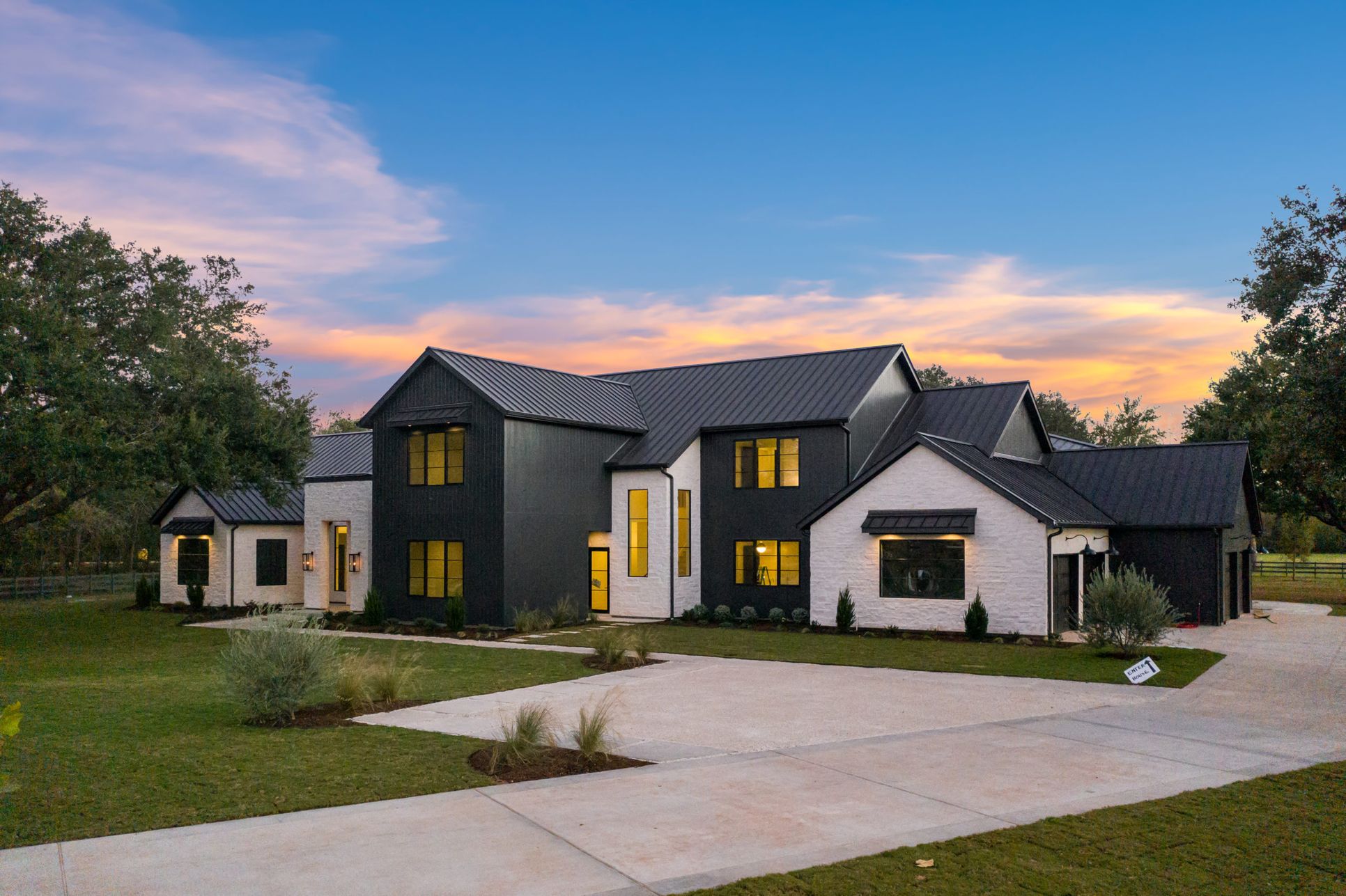 Fairmont Custom Homes,77406