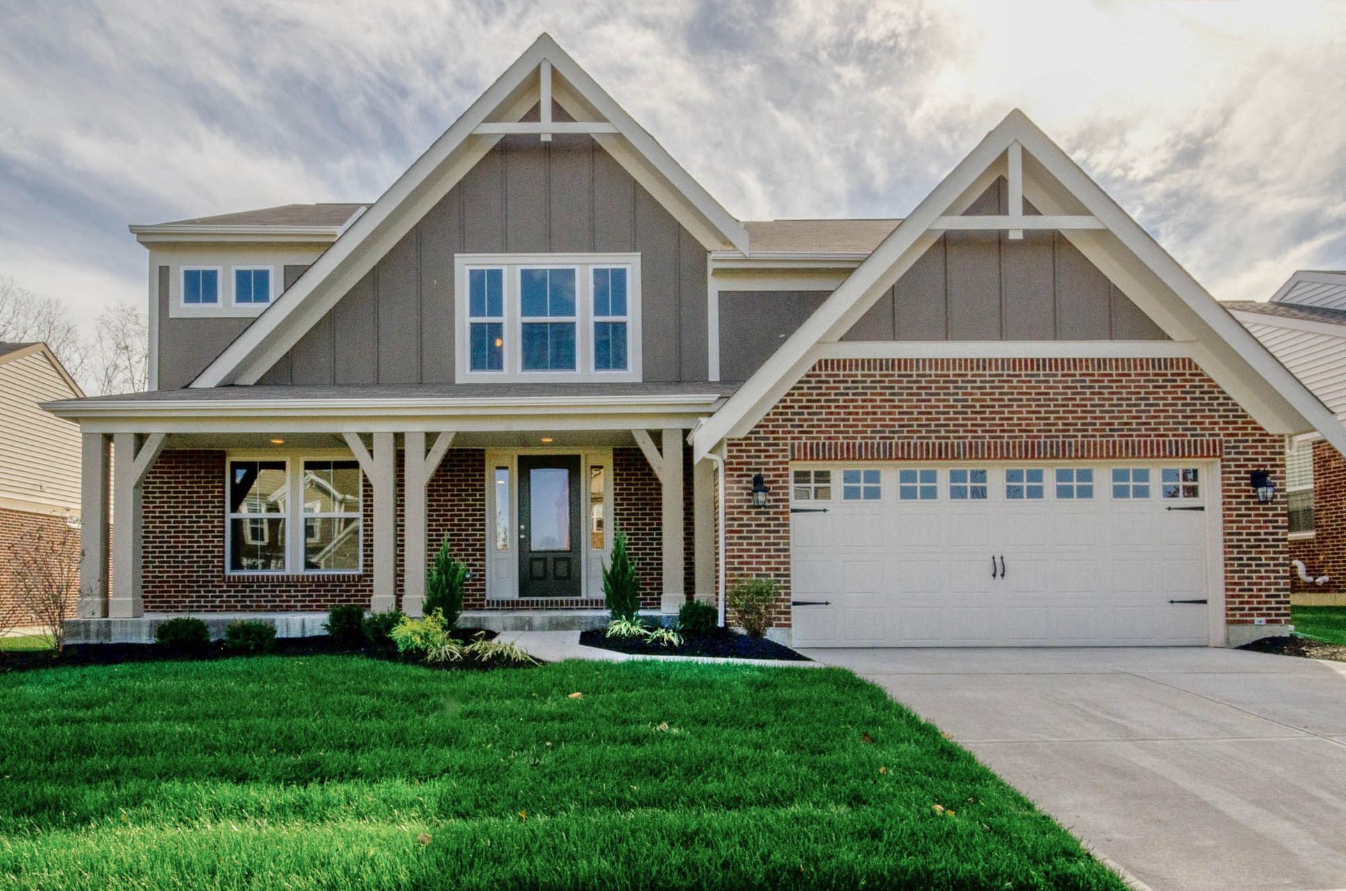 skr012140000_f342_cc_blair_001_exterior-front_exterior