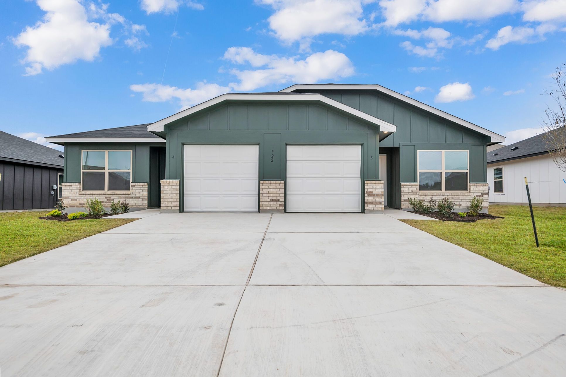 Ridge at Knob Creek Duplexes,76501