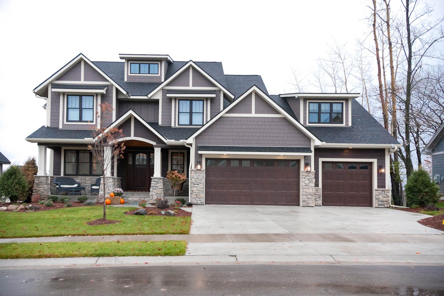 Franklin Builders,55432