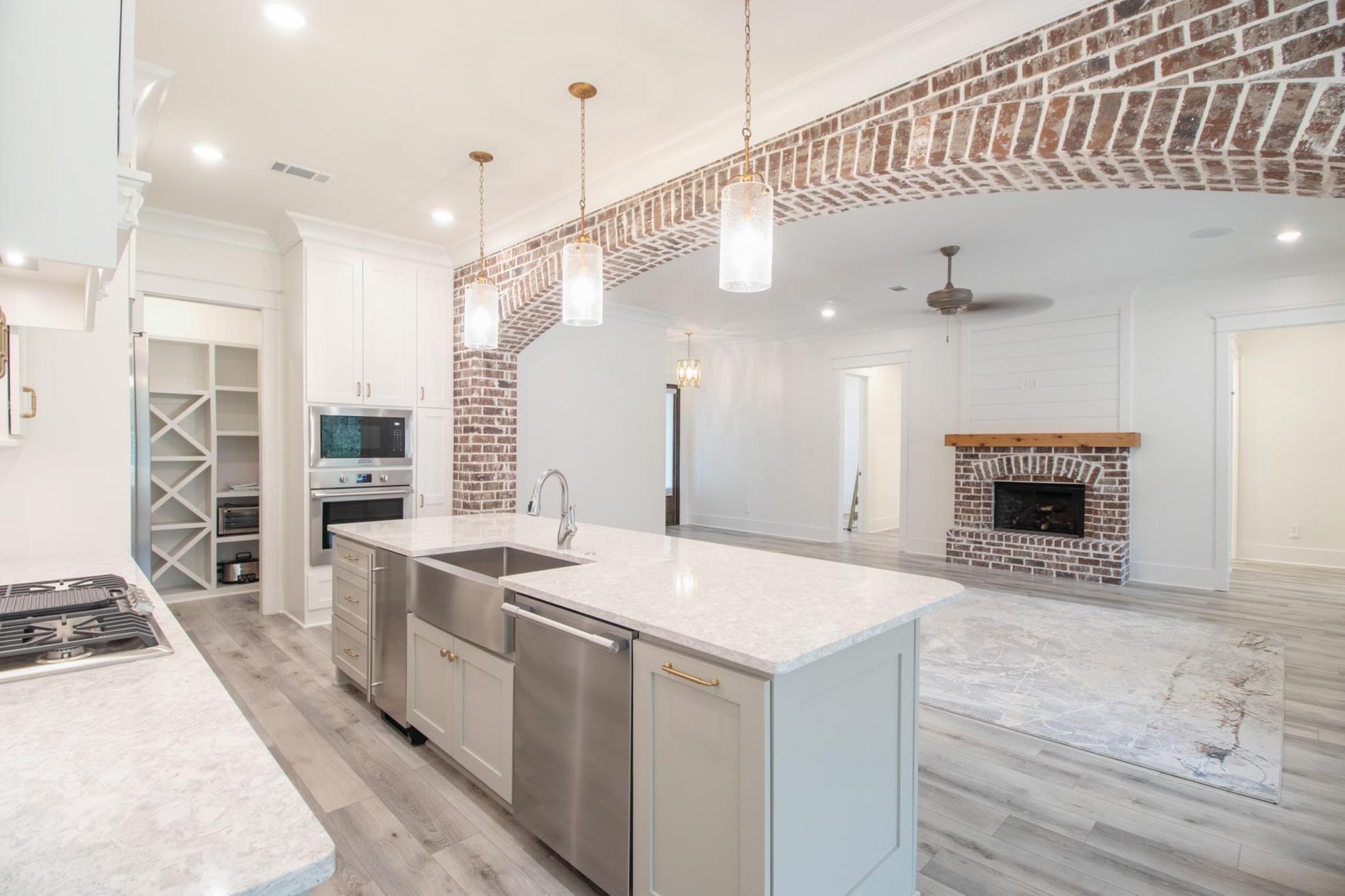 Gant & Brown Premier Home Builder,39503