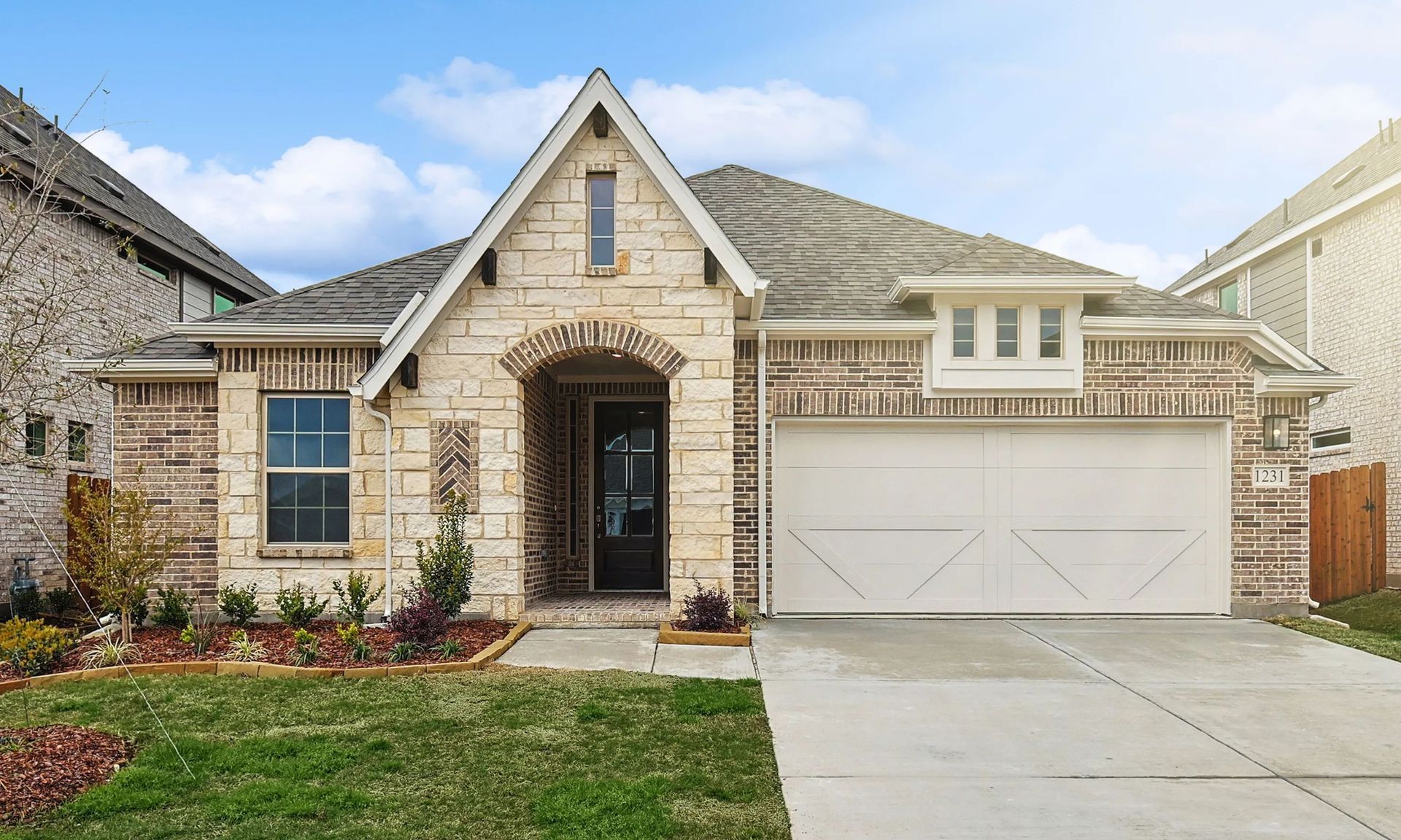 1231 Rothland Lane, Red Oak, TX, 75154