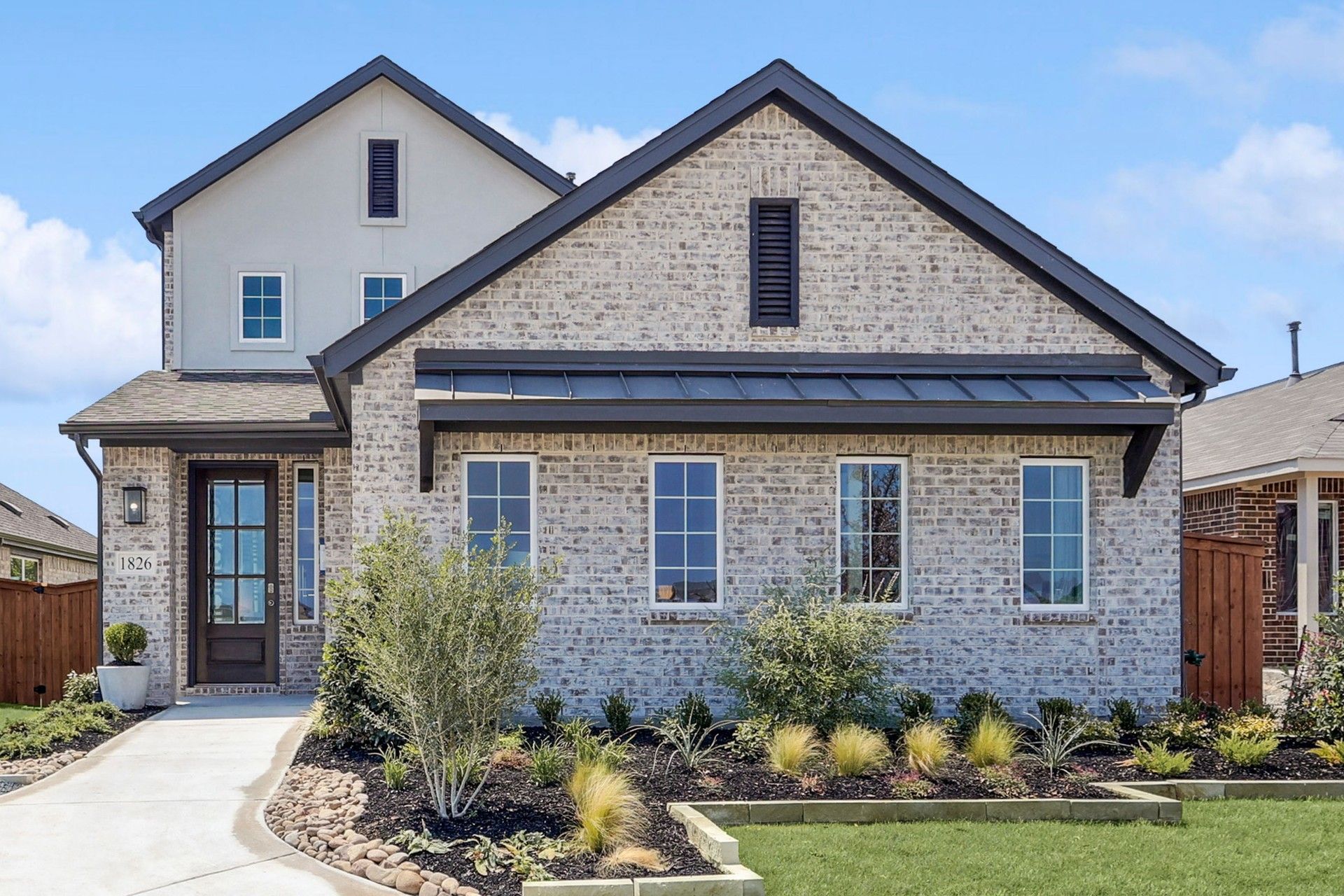 Latitude - Exterior:Latitude - Exterior